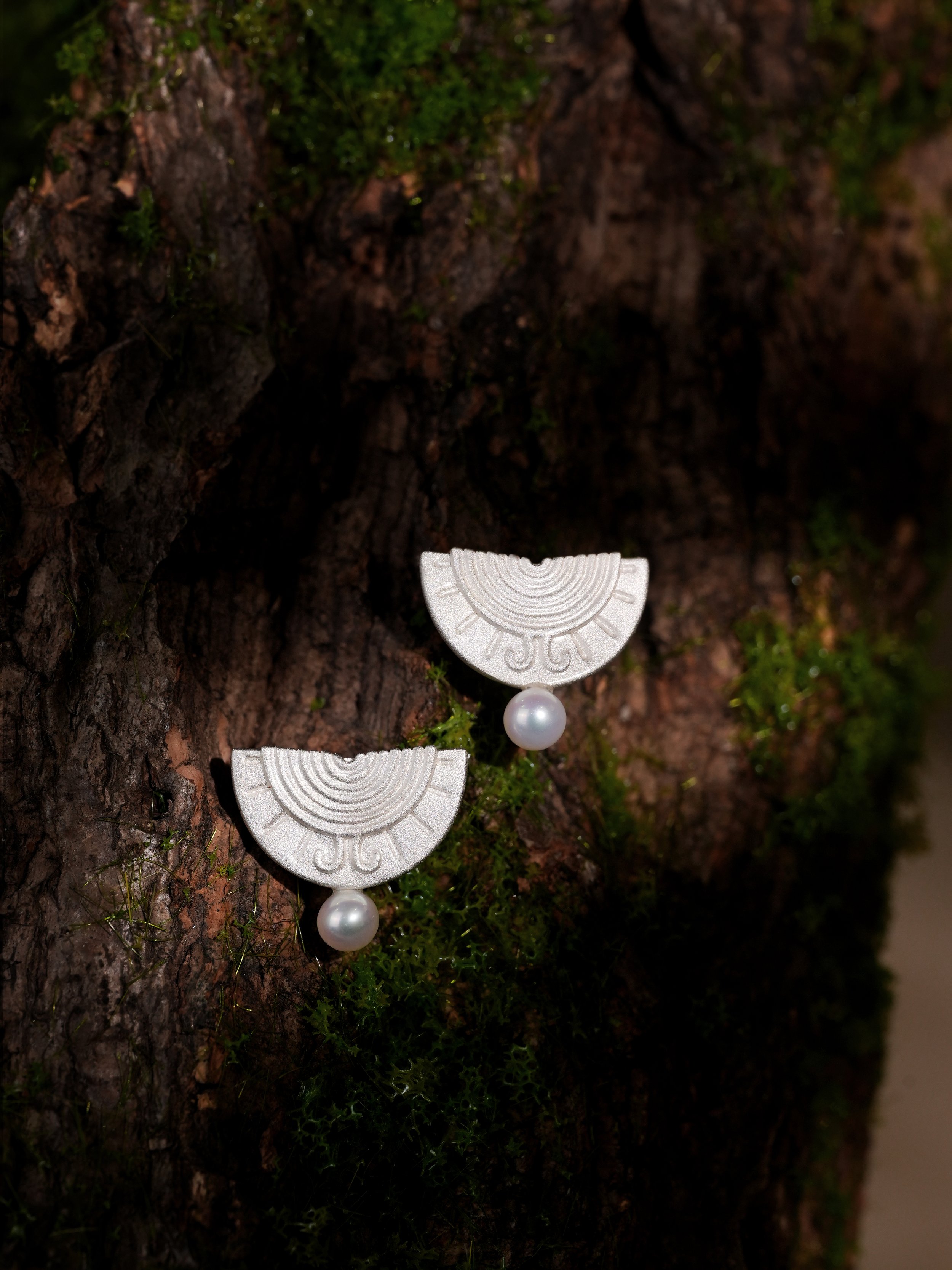 Tshwelopelo earring
