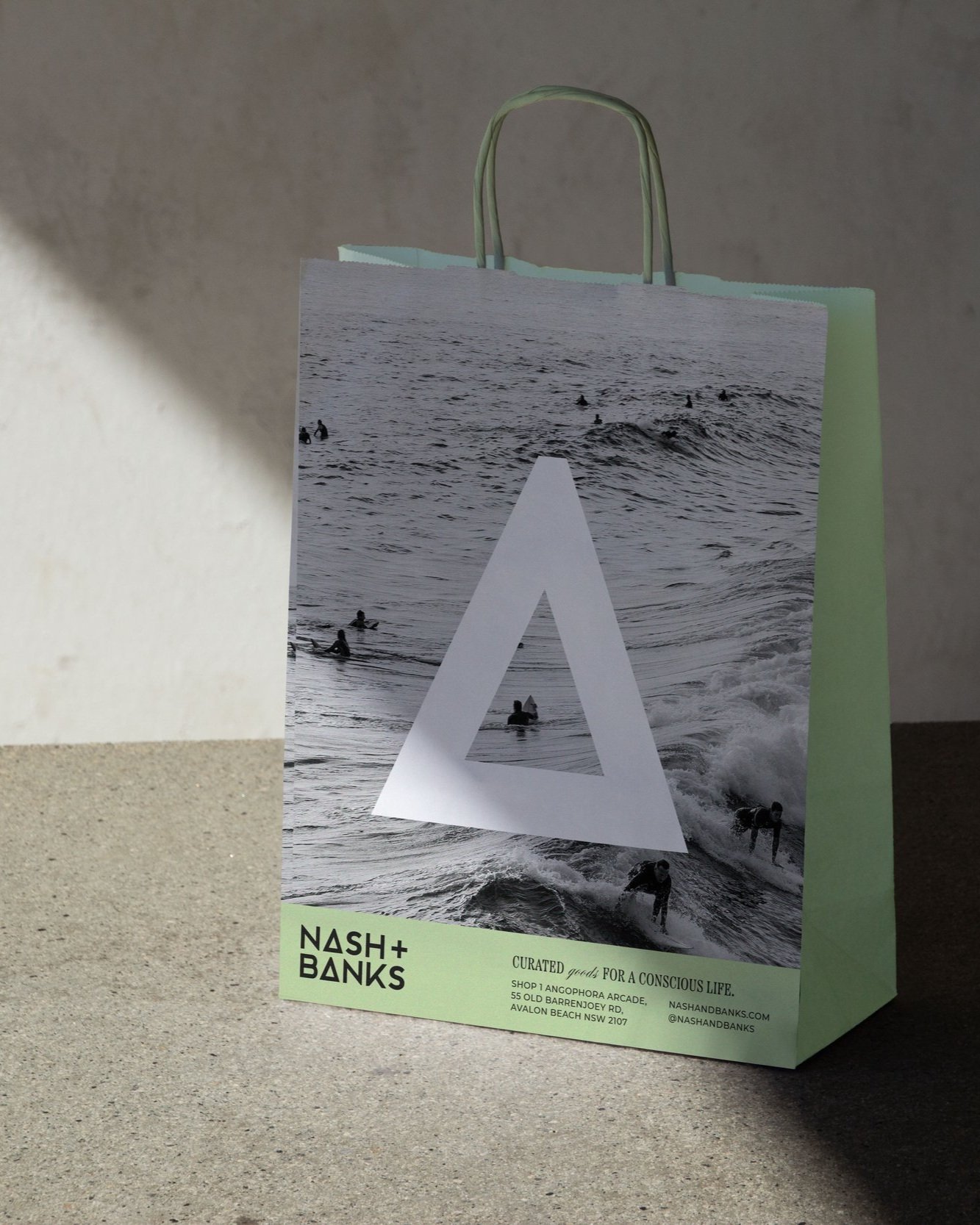 BenditoMockup-D-Small_Paper_Bag_04.jpg