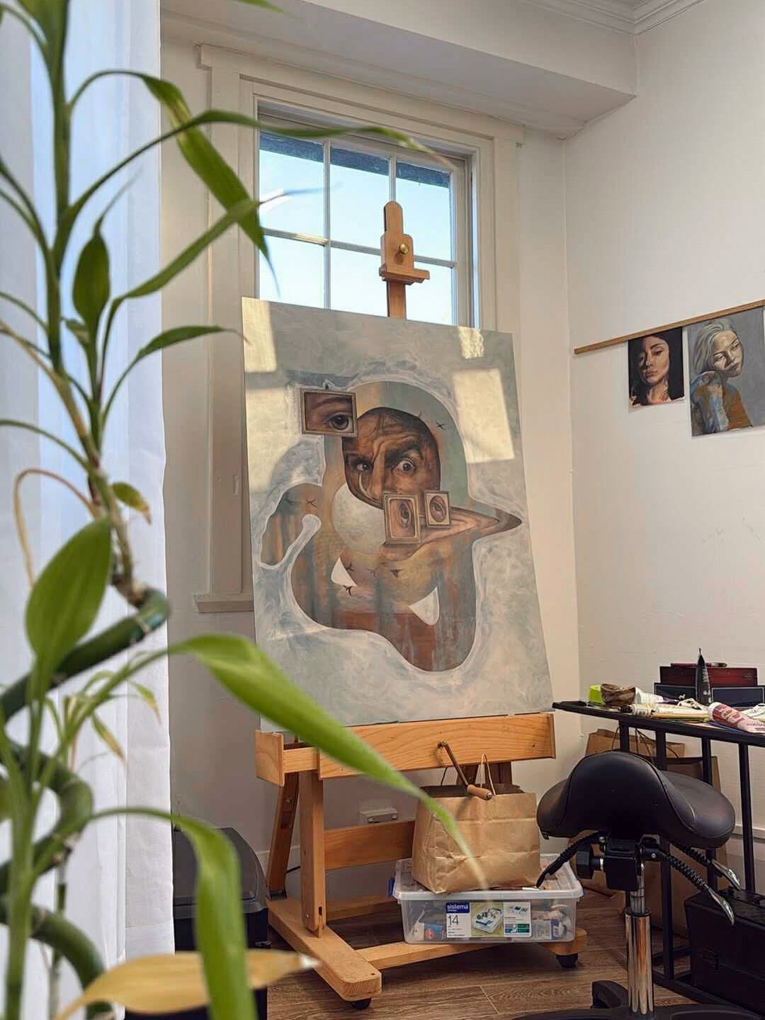 &ldquo;Resonant&rdquo; 
&bull;
Charcoal, pencil and acrylic on MDF
&bull;
By no means perfect but by every means, finished. 
I&rsquo;m taking expressions of interest for a potential sale 🖤
Onto the next 🖤
.
.
.
.
#nzart #waikatoart #nzartist #surre