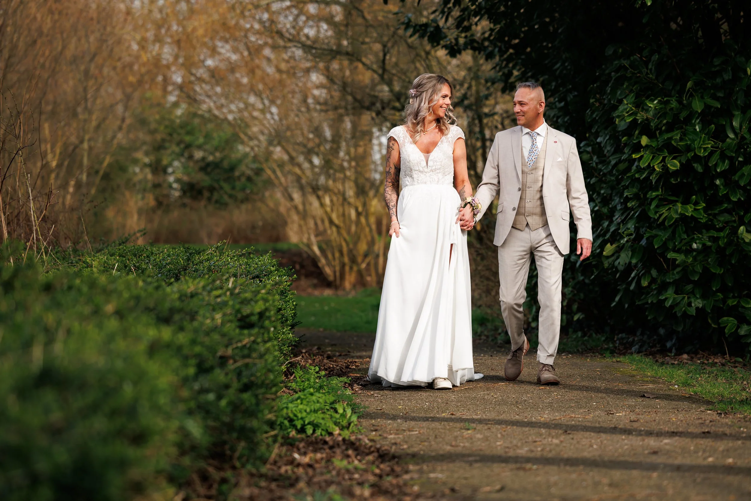 Bruidspaar-fotoshoot-Wantijpark-52.jpg