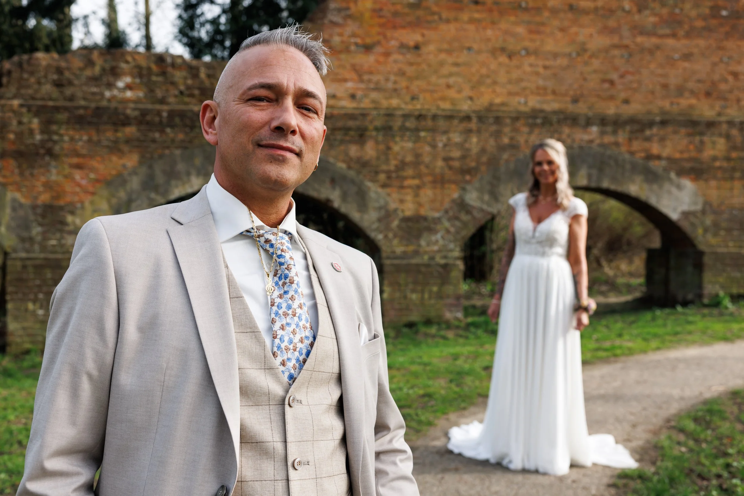 Bruidspaar-fotoshoot-Wantijpark-schietmuur-60.jpg