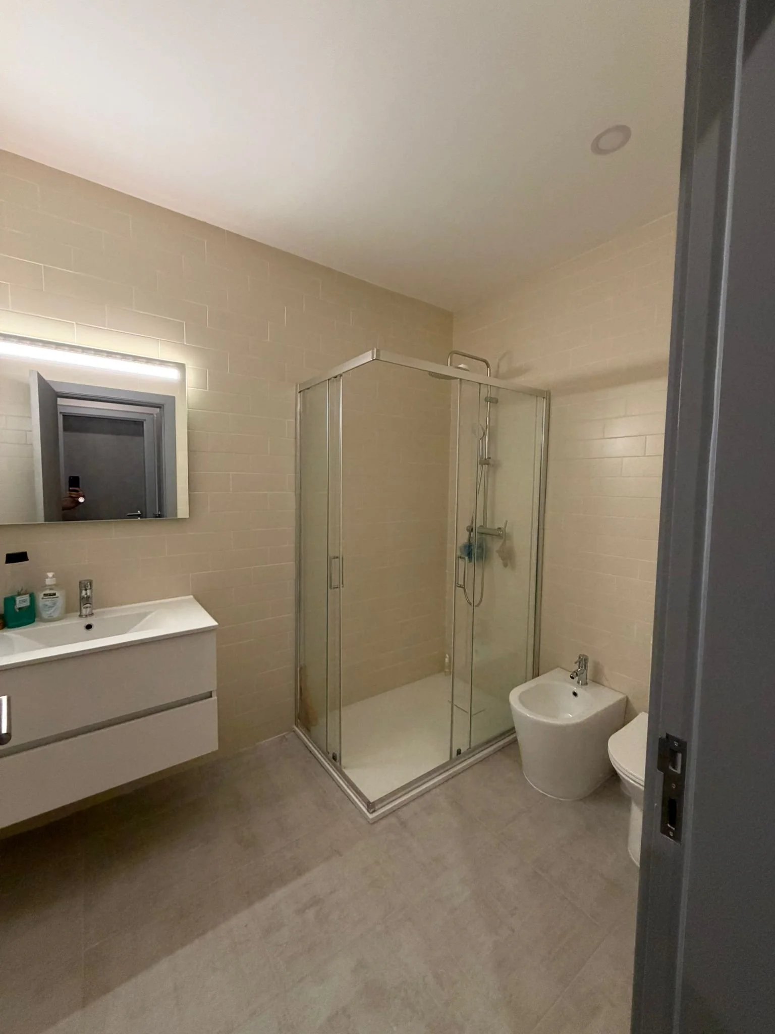 WhatsApp Image 2025-10-16 at 16.22.37 (5).jpeg