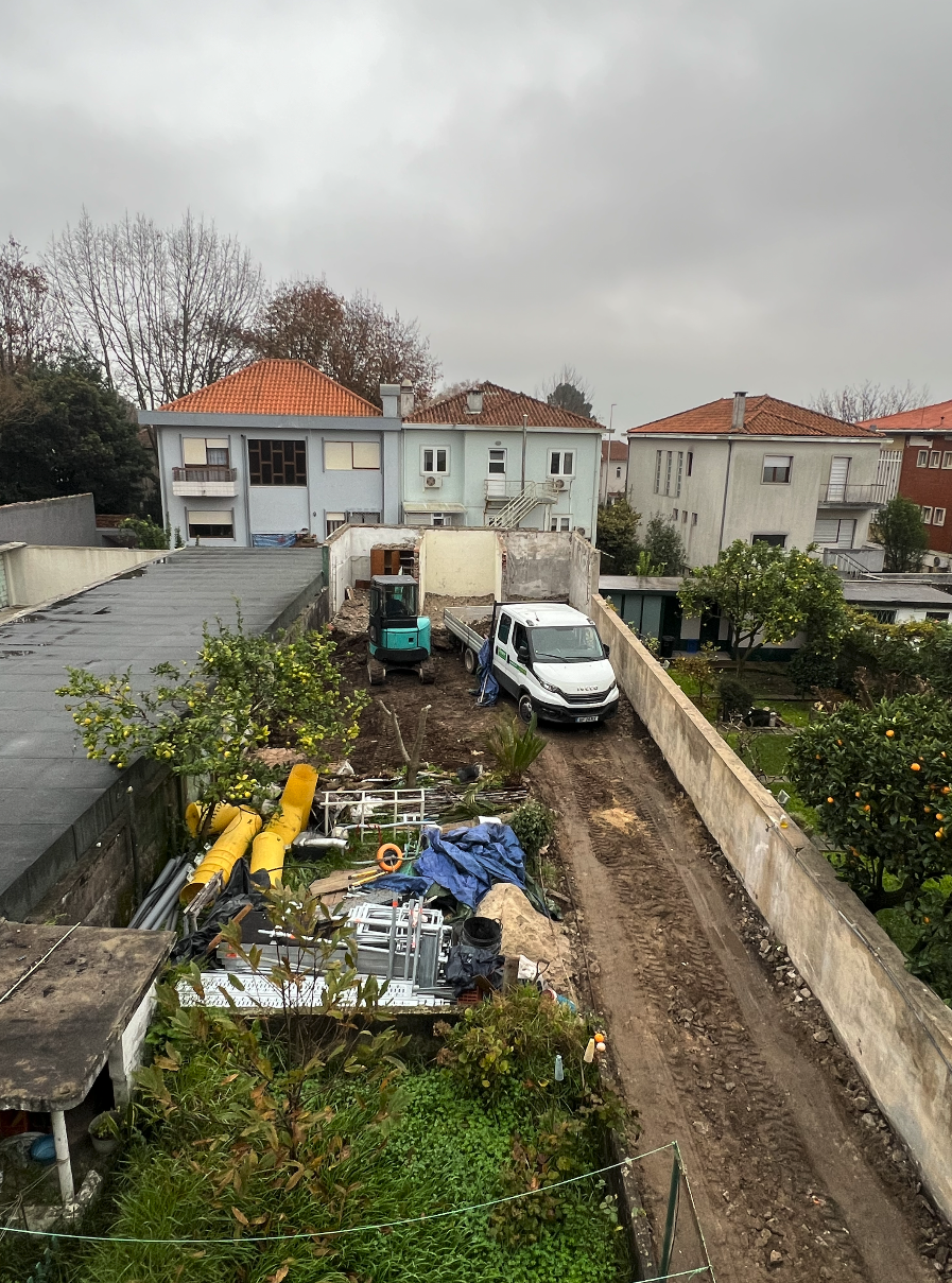 Captura de ecrã 2025-10-13, às 10.56.35.png