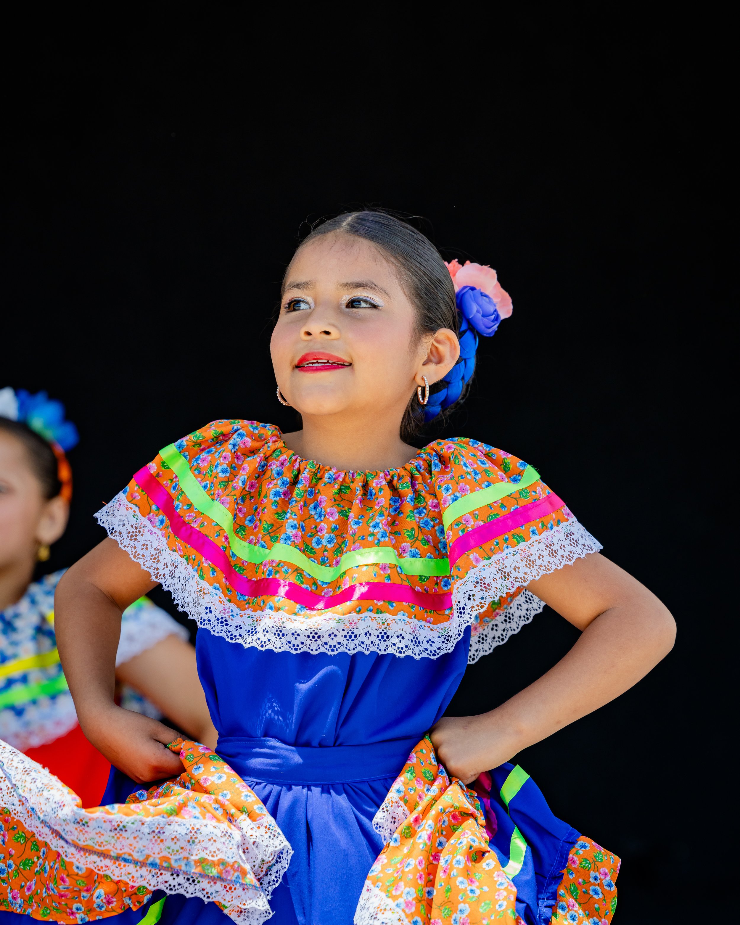 FSF26_GrupoFolkloricoAlmaTapatia_BernadetteHursh-2.jpg
