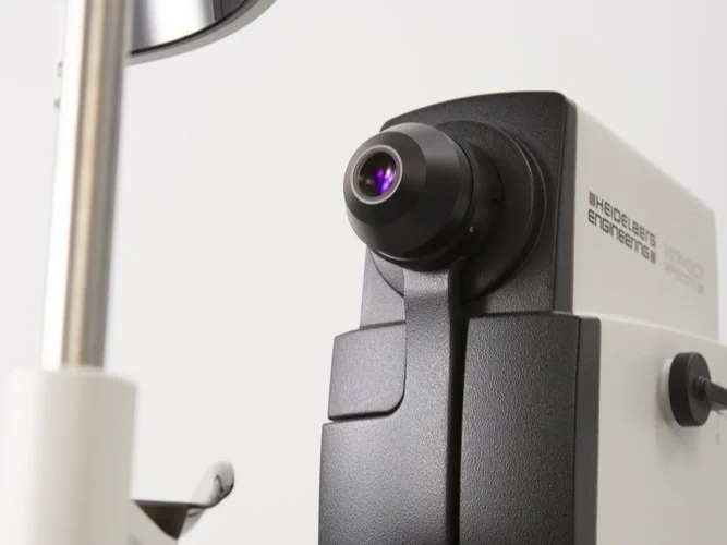 OCT eye scan at Eye Academy