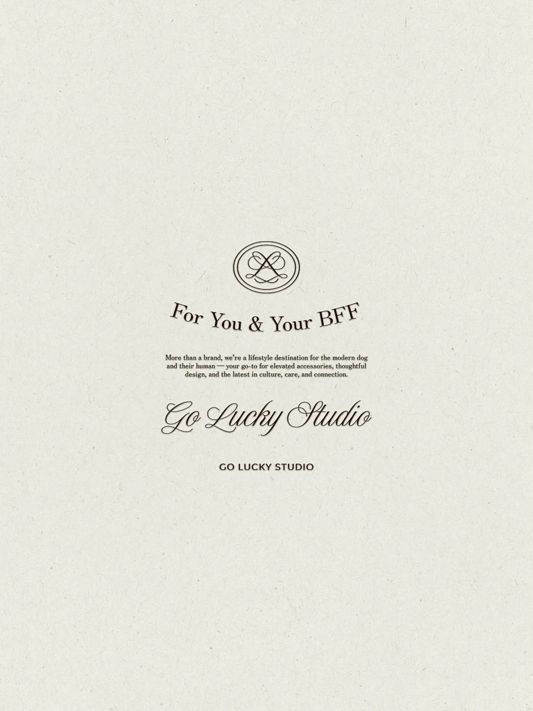 A closer look at the mock-up from this recent brand sprint 🩵 

#branddesign #branddesigner #brandingdesign #branding #creativedirection #businessbranding #brandbuilding #brandbuilder #petbrand #petbranding #accessorybrand