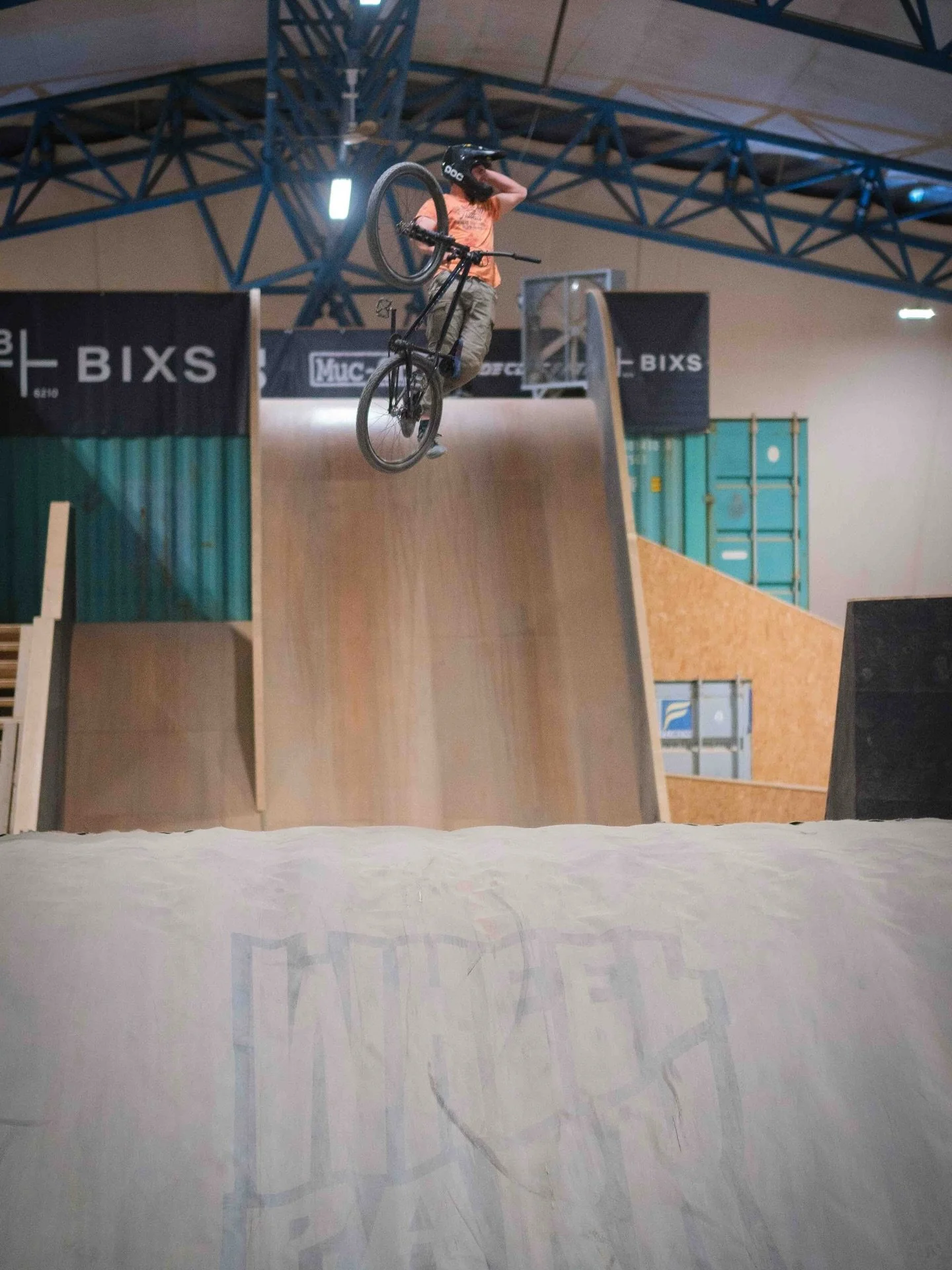 throwback to spring jam - captured some wild moments from the photo crash 💥