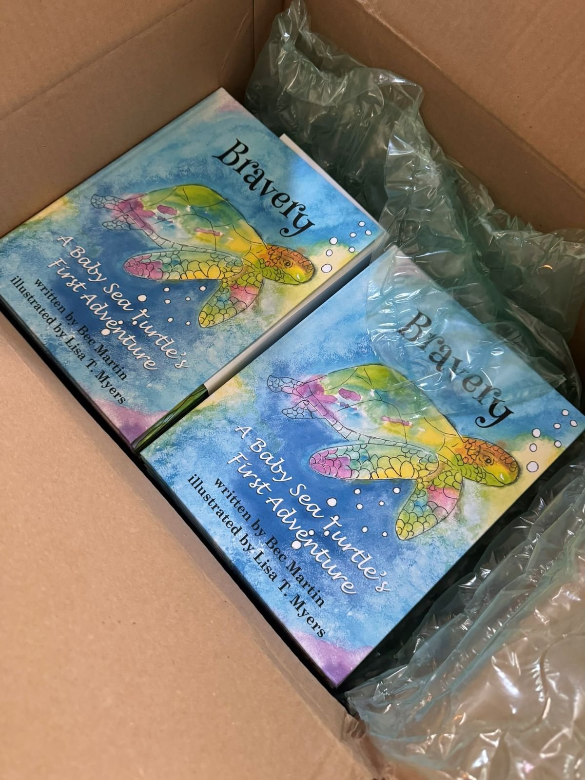 Amazon unboxing of Bravery baby sea turtle book