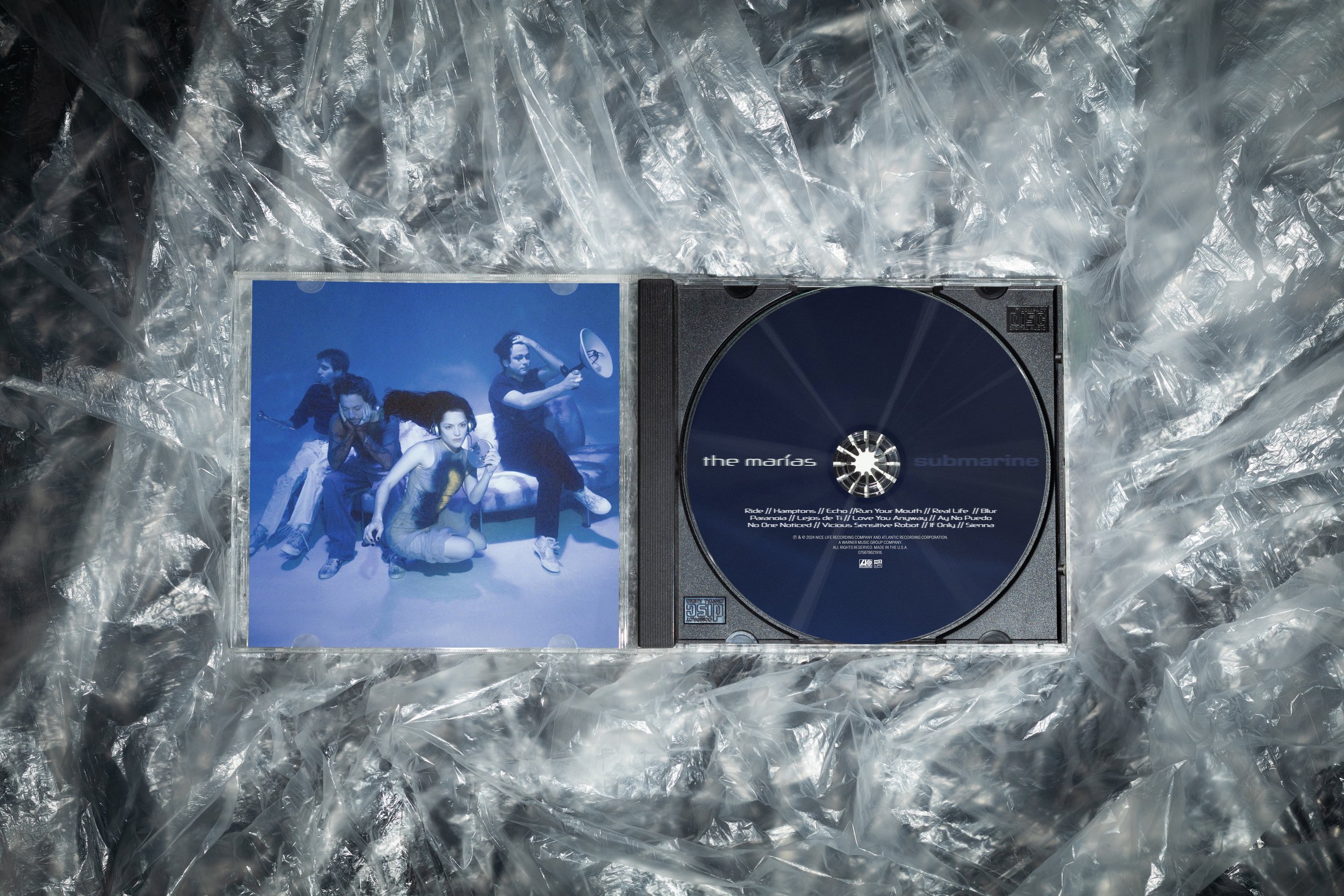 CD Inside Mockup