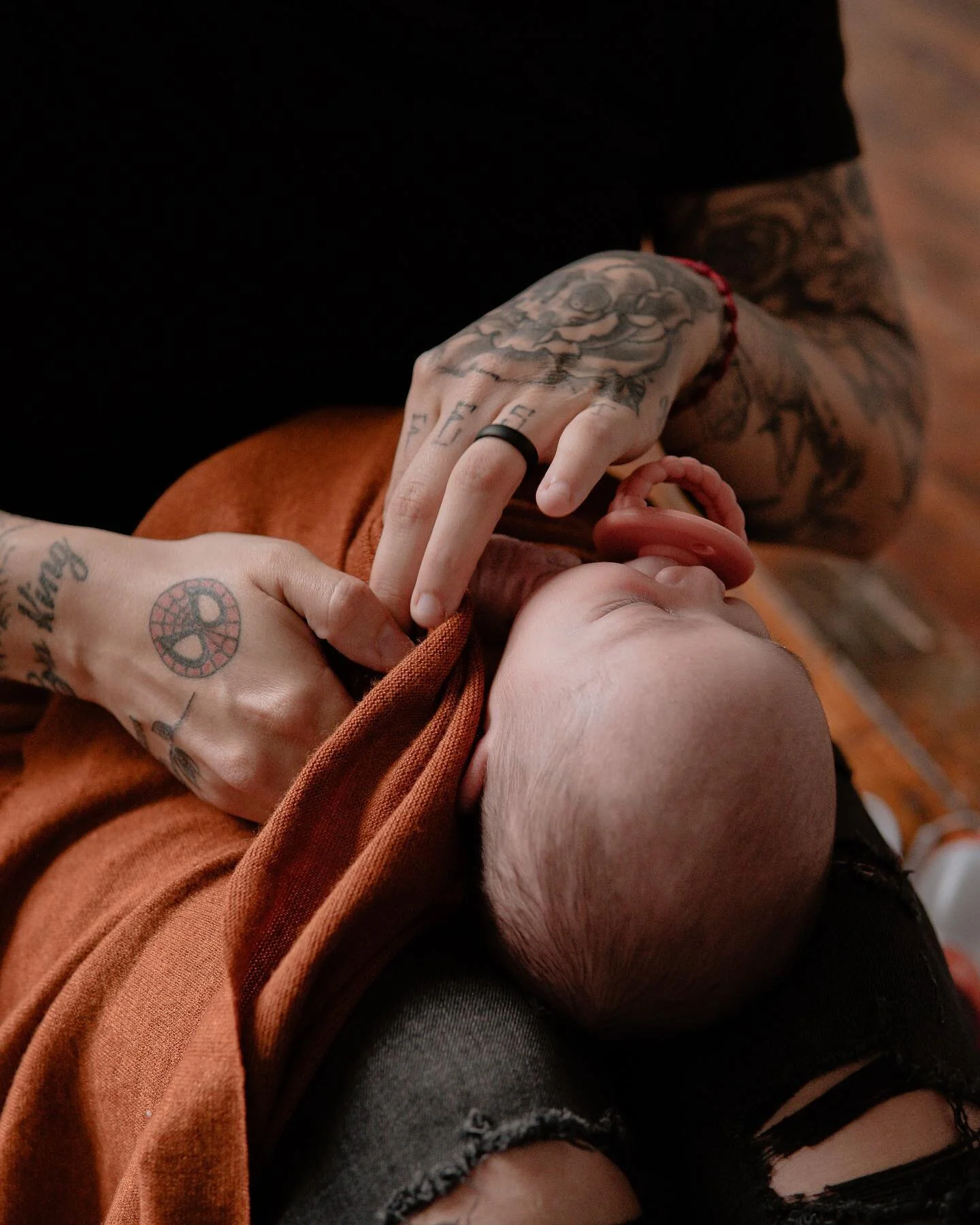 Behind the scene shots for the baby whisperer @kairodriguezphotography 📸
