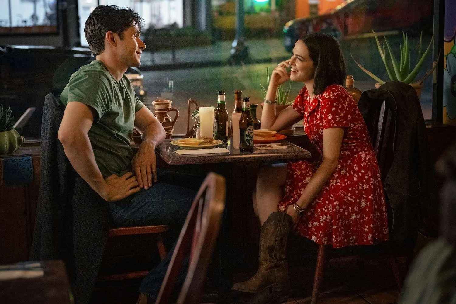 Nick-Robinson-zoey-deutsch-voicemails-for-isabelle-062526-1-ac4f2646b1414578a86e79757cceb596.jpg