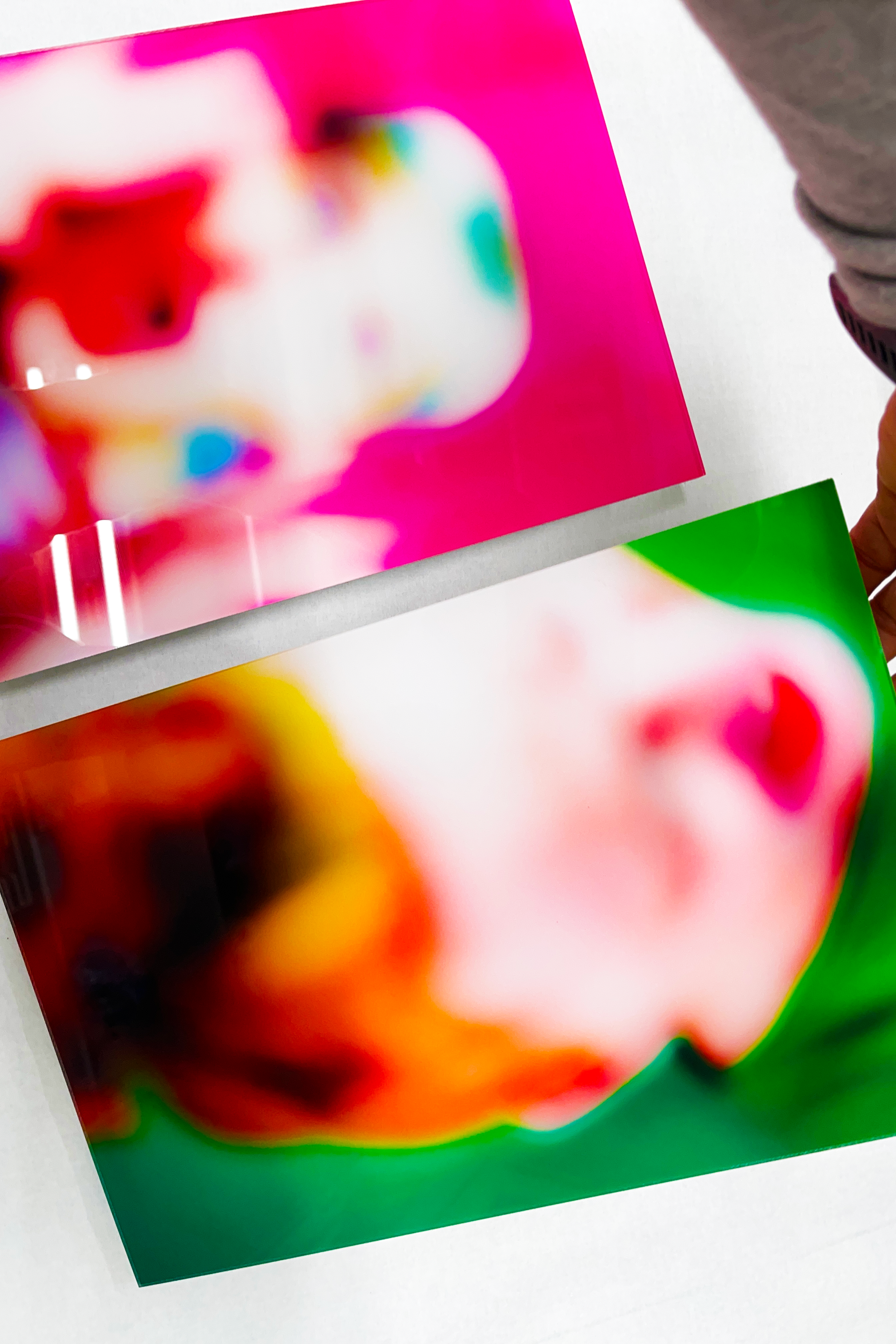 How delicious! Dialab made these shiny Silisec-prints and I cannot wait to see them live.