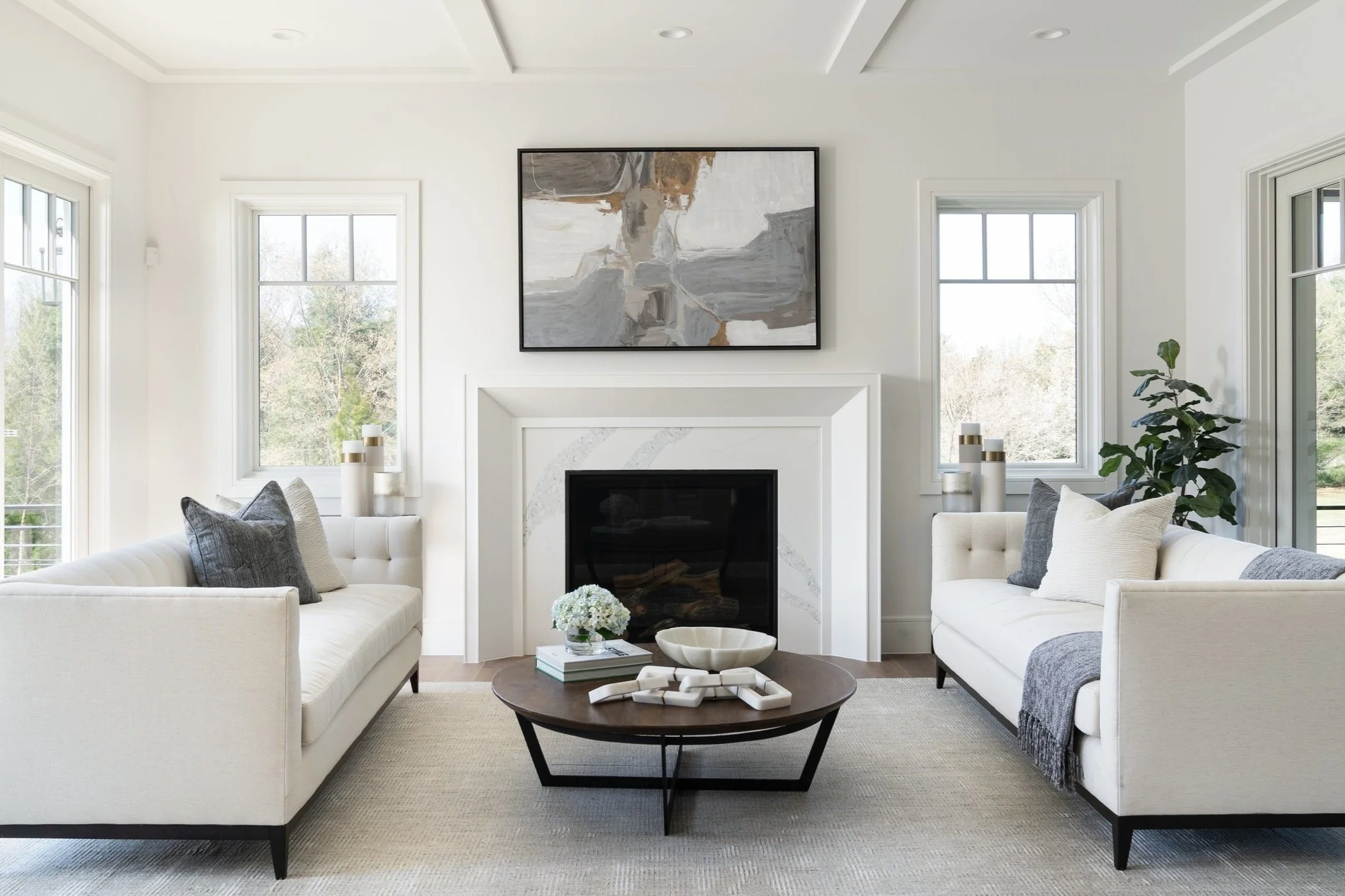 Cover+Photo+Luxury+Vacant.jpg