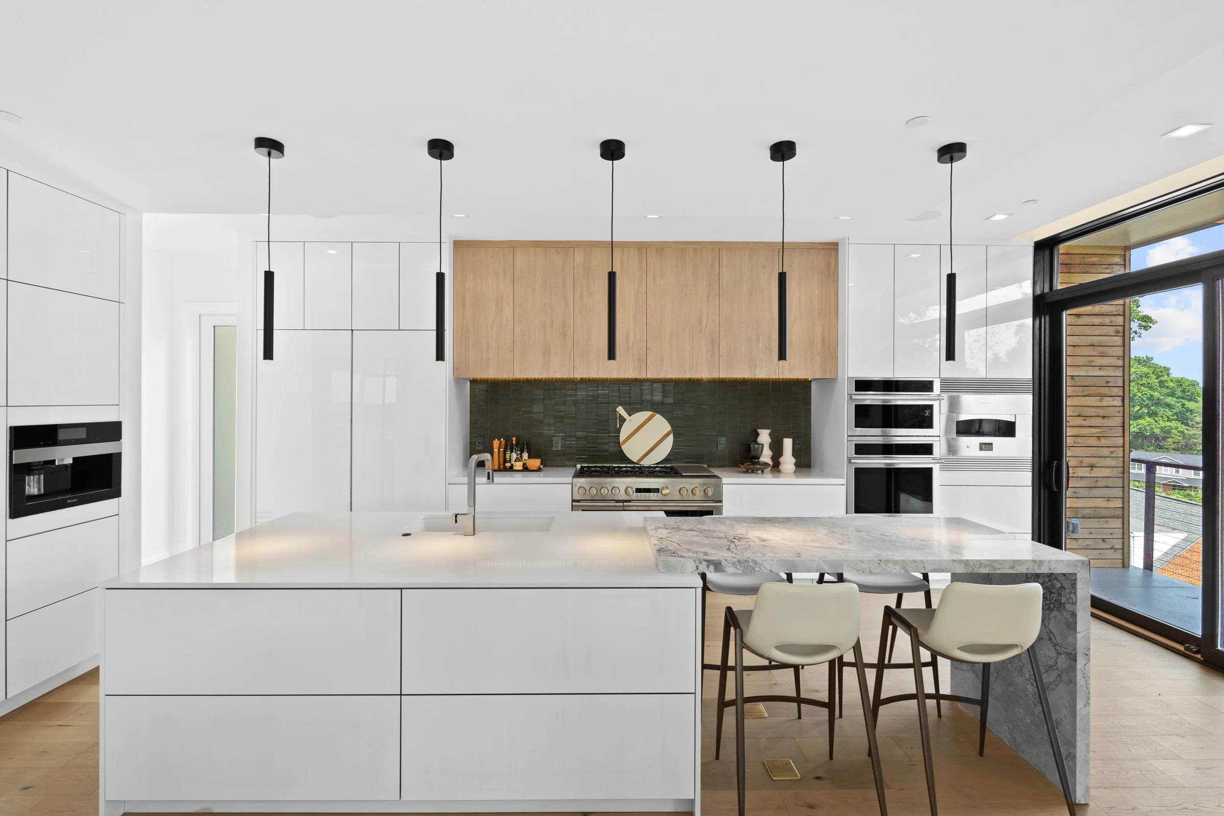 5208 Danbury_real estate - 0028.jpg
