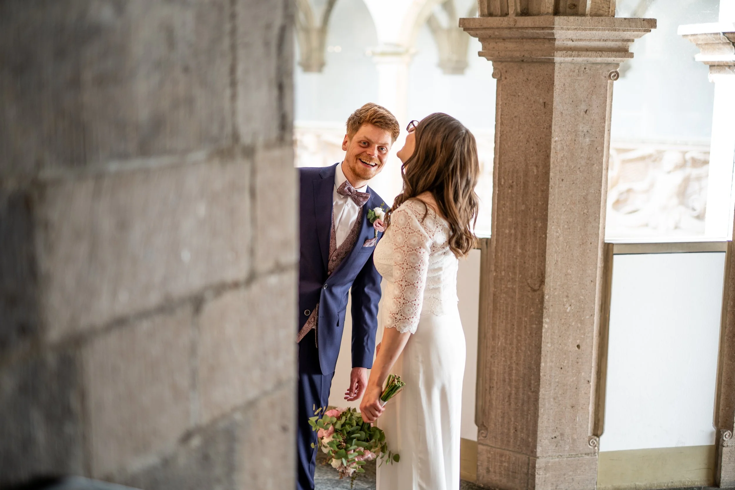 Historisches Rathaus Köln Rentkammer Brautpaar Standesamtliche Hochzeit Hochzeitsfotos