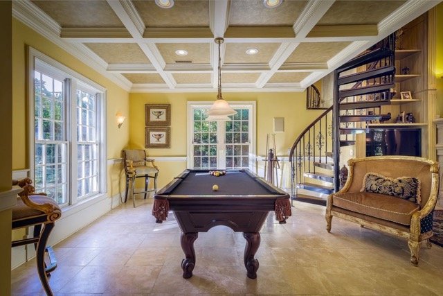 Estate sale shopping tips.