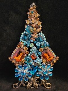 6049813070101130352 Small.jpeg