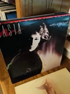 Vinyl 616 Small.jpeg