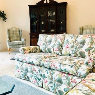 Pinecrest-Estate-Sale - 143 Small.jpeg
