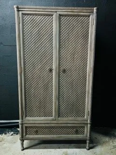 All About the Wow - 271 Small.jpeg