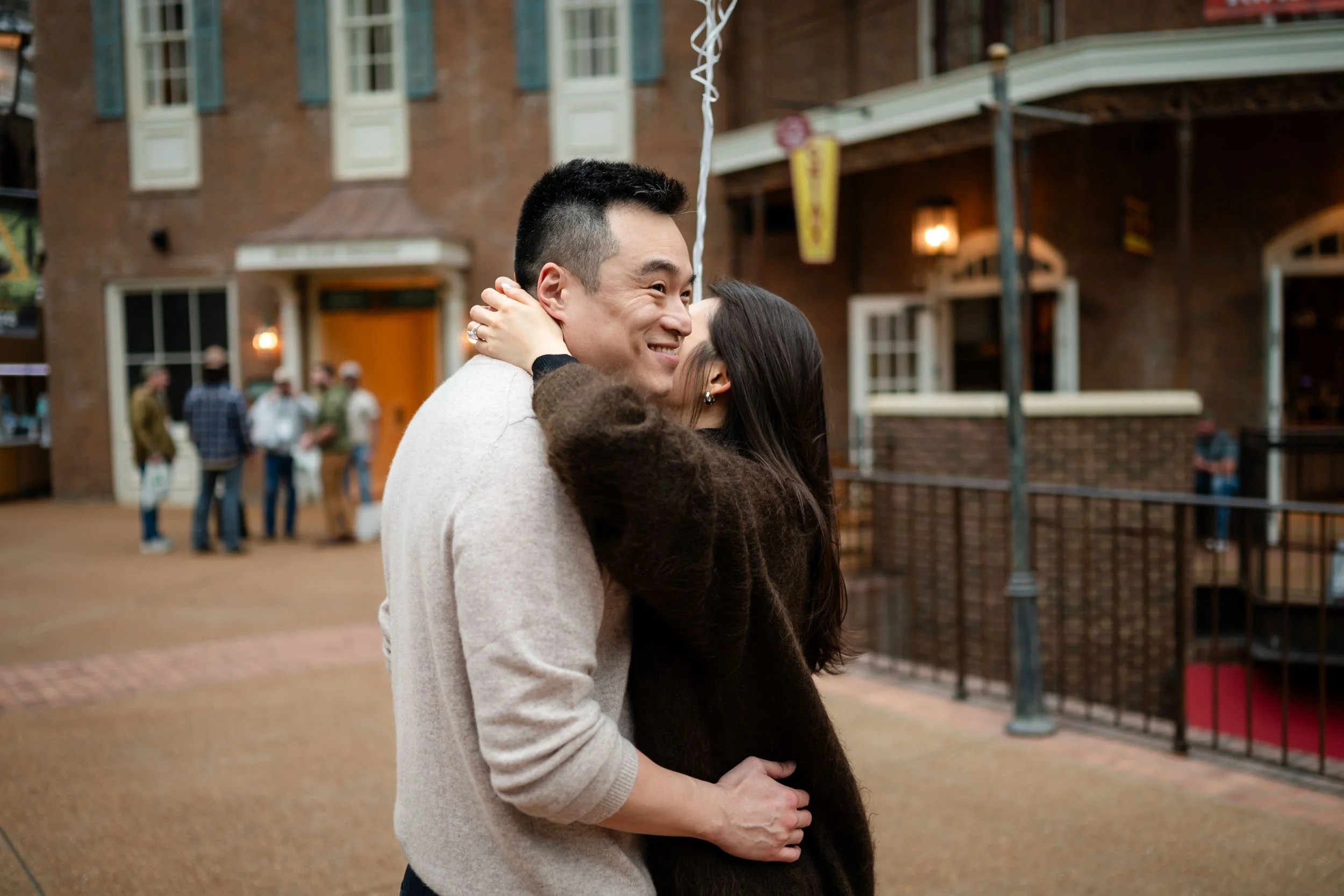 hugging nashville engagement photos