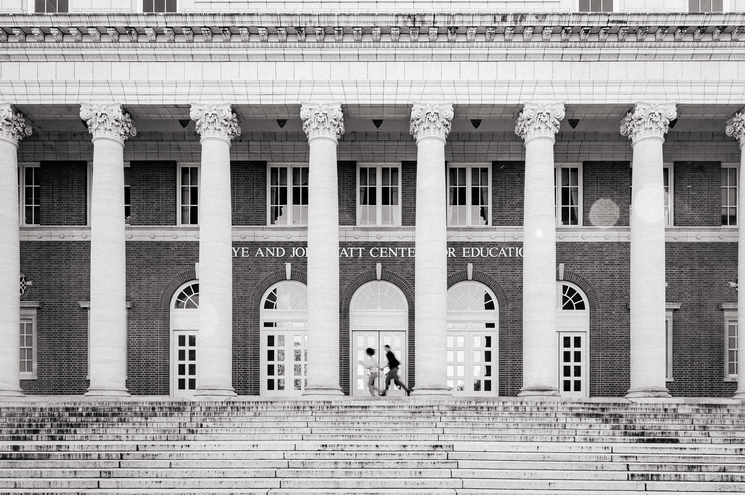 Vanderbilt and centennial park nashville sowing clover photography engagement sesson-1004.jpg