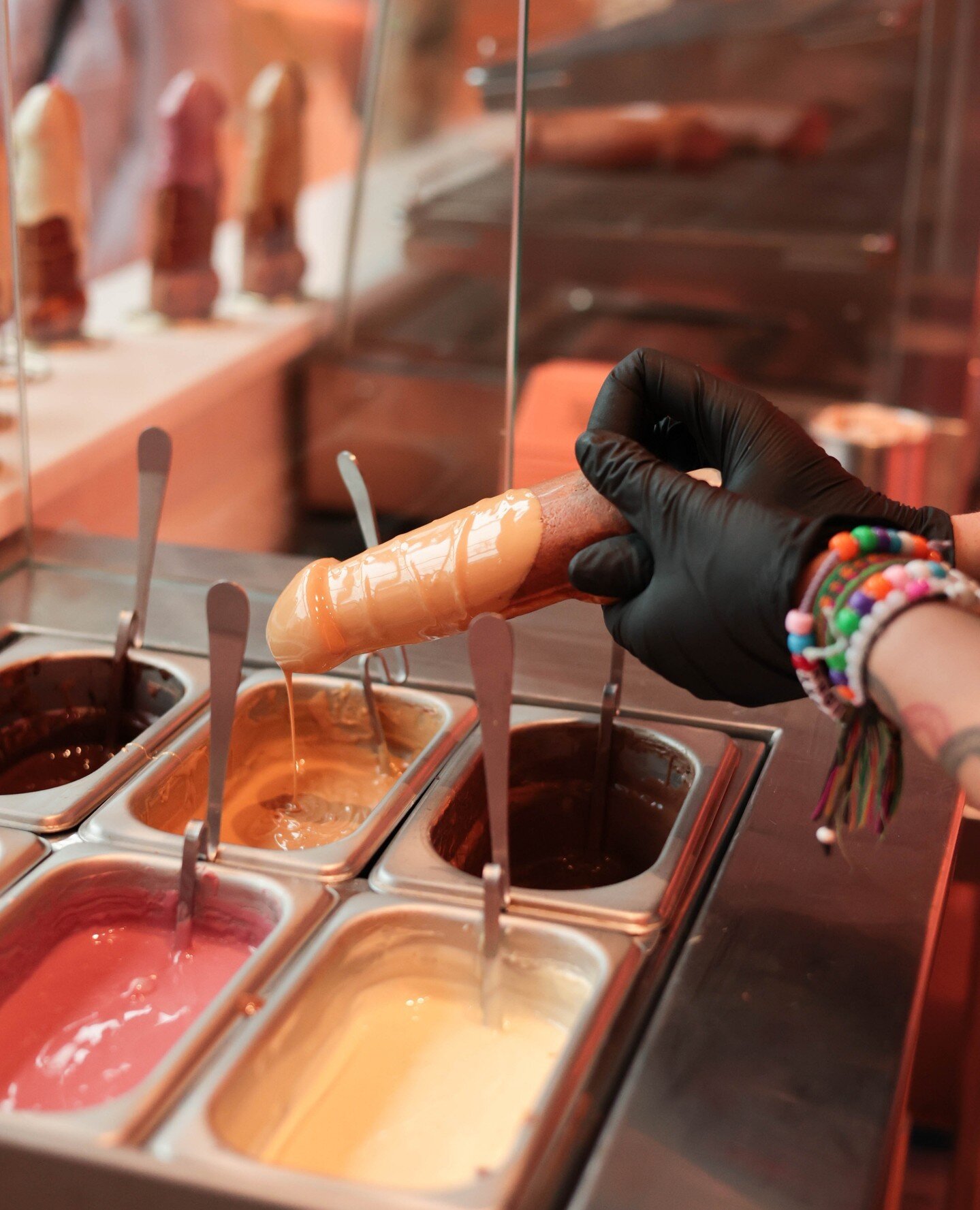 You had me at 'dipping sauces' 🤤⁠
⁠
⁠
⁠
⁠
⁠
⁠
⁠
#membersonlv #mowh #wafflehouseeeeeeats #instayum