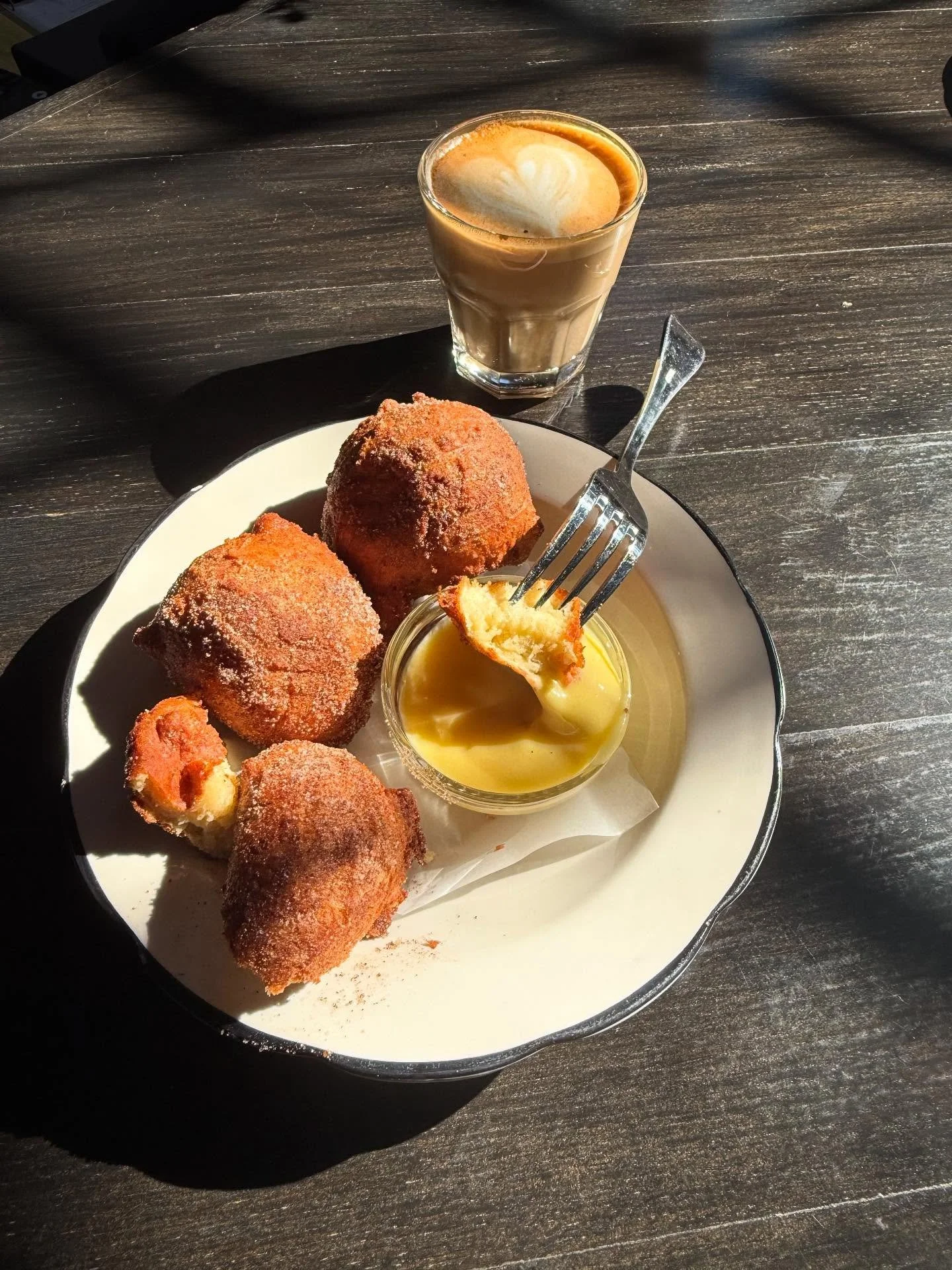 Sunday brunch selections on the menu now* - crispy Zeppole w/Seasonal Curd (+ coffee), perfect Fried Egg w/Kale &amp; Sheep&rsquo;s Cheese, thicc French Toast w/Blueberry &amp; Cr&egrave;me Fra&icirc;che, herbaceous Poached Eggs w/Grits, Greens &amp;