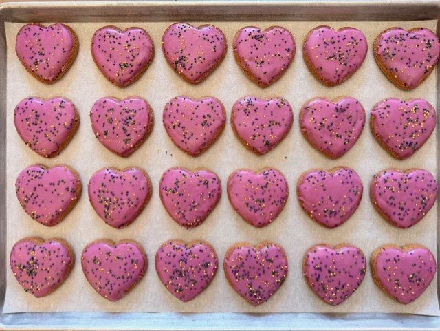 MARDI GRAS ICED GINGER HEART GROUP.jpg