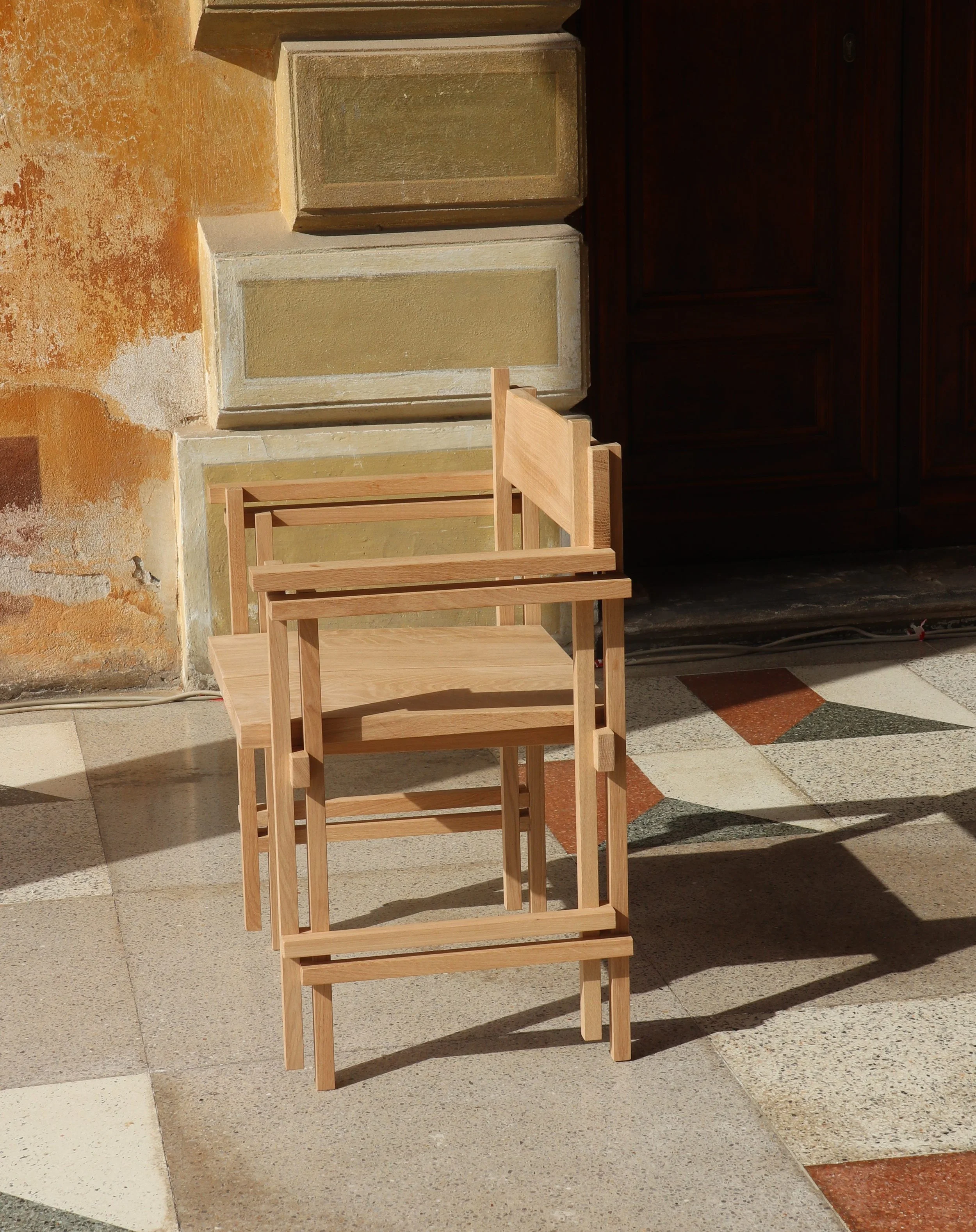 Andrighetto Filippo Stackchair with armrests.jpg