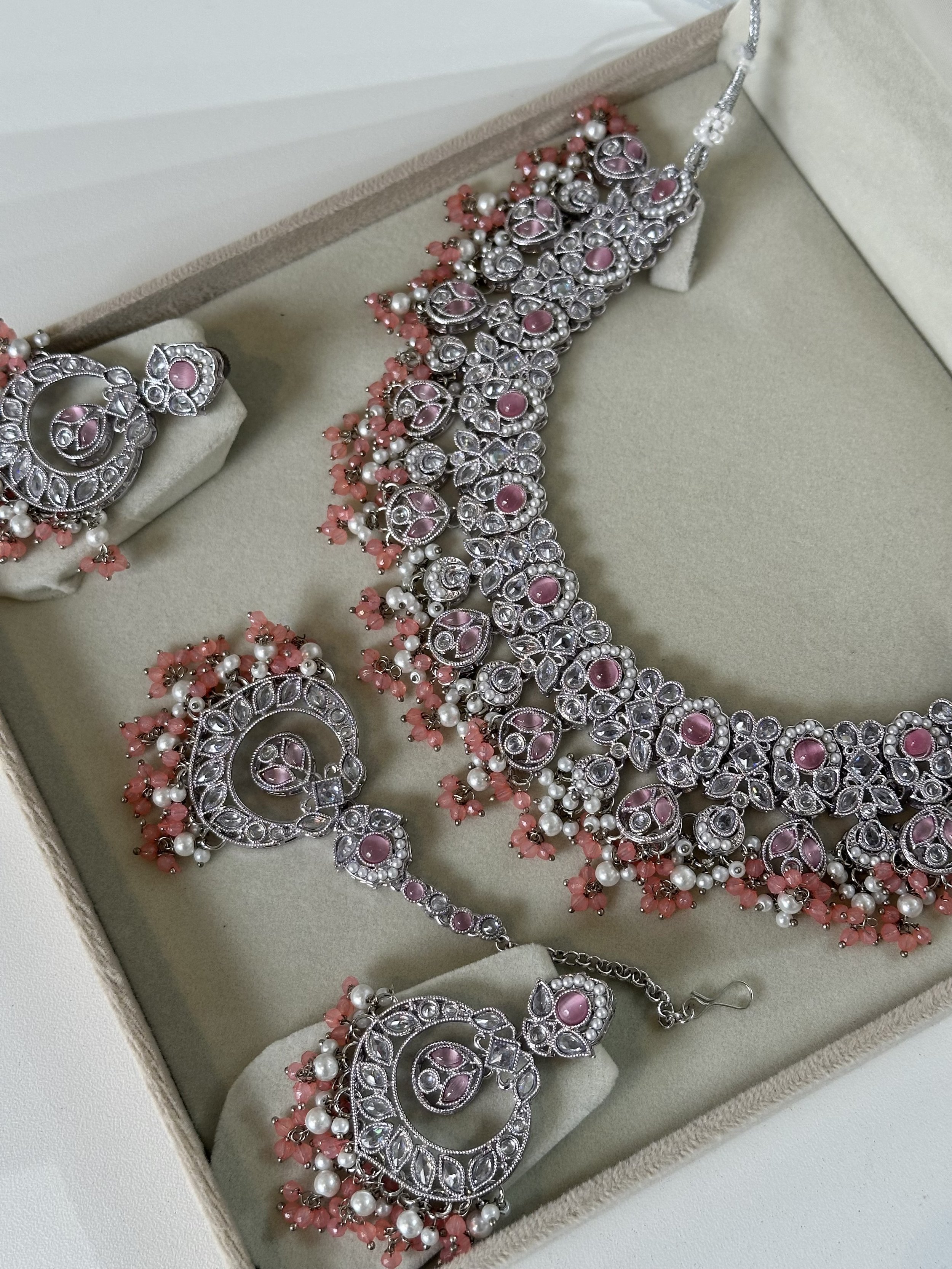 Peach silver necklace set