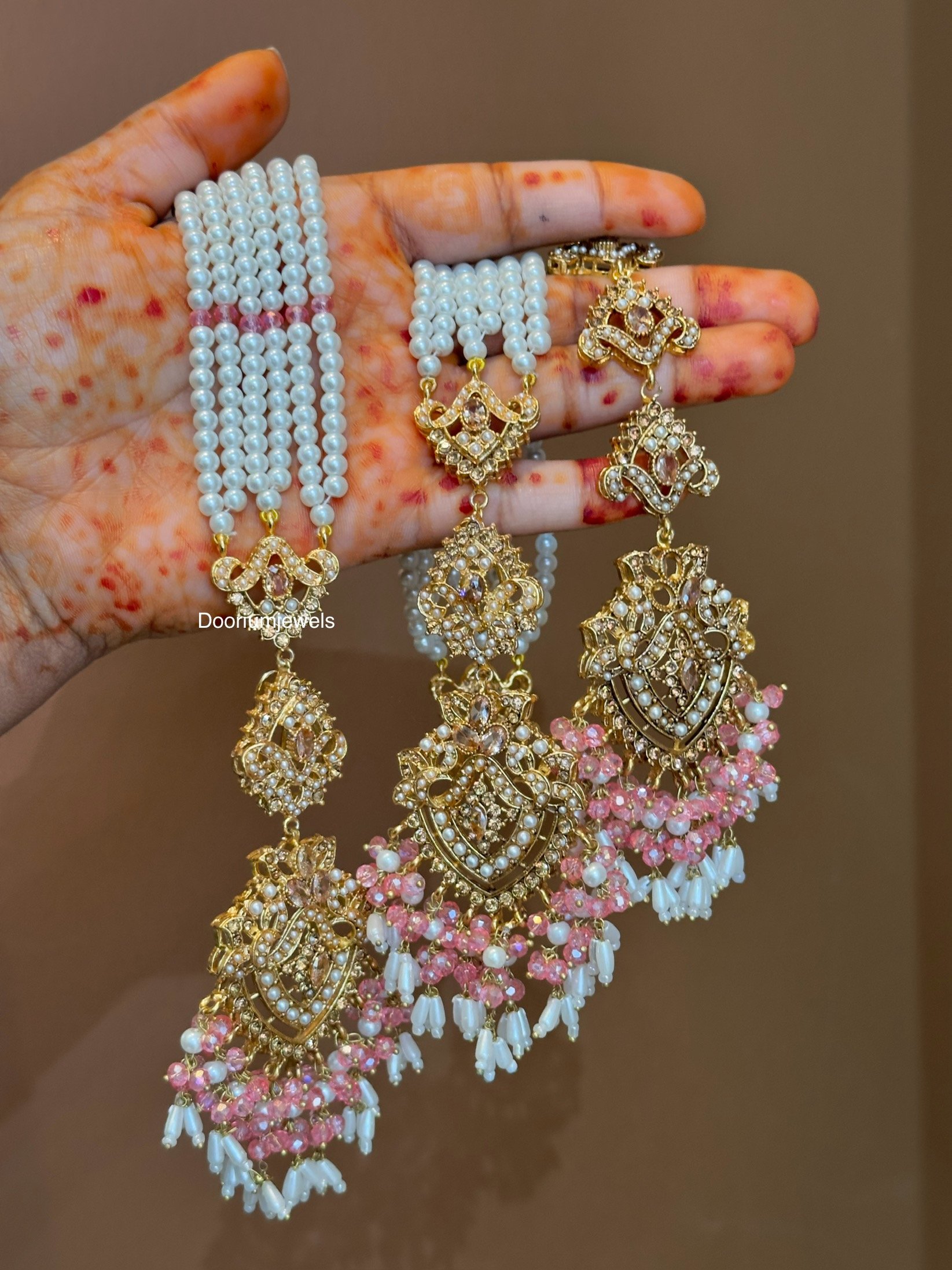 Kuzhali in Blush