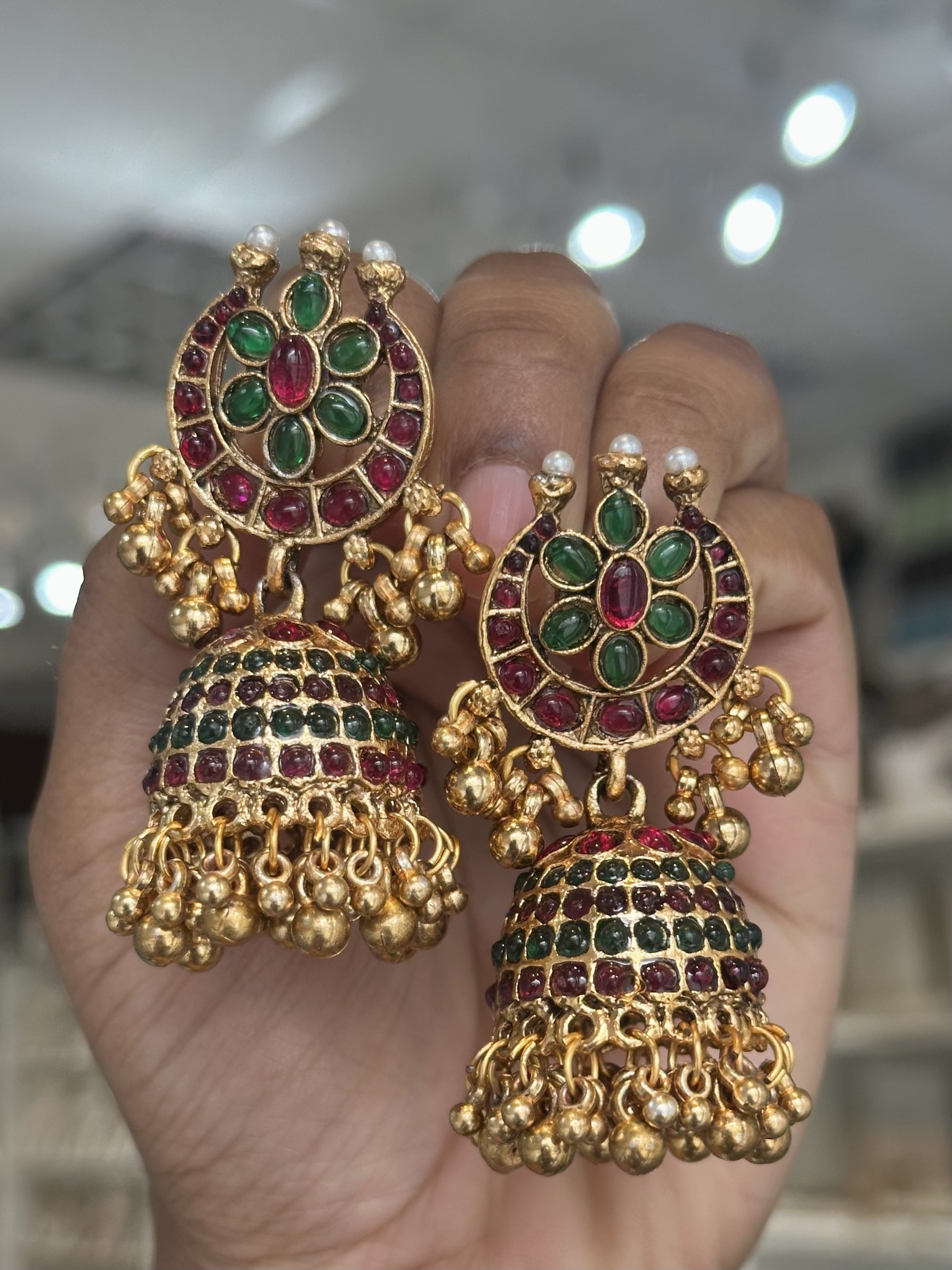 Large multi jhumka