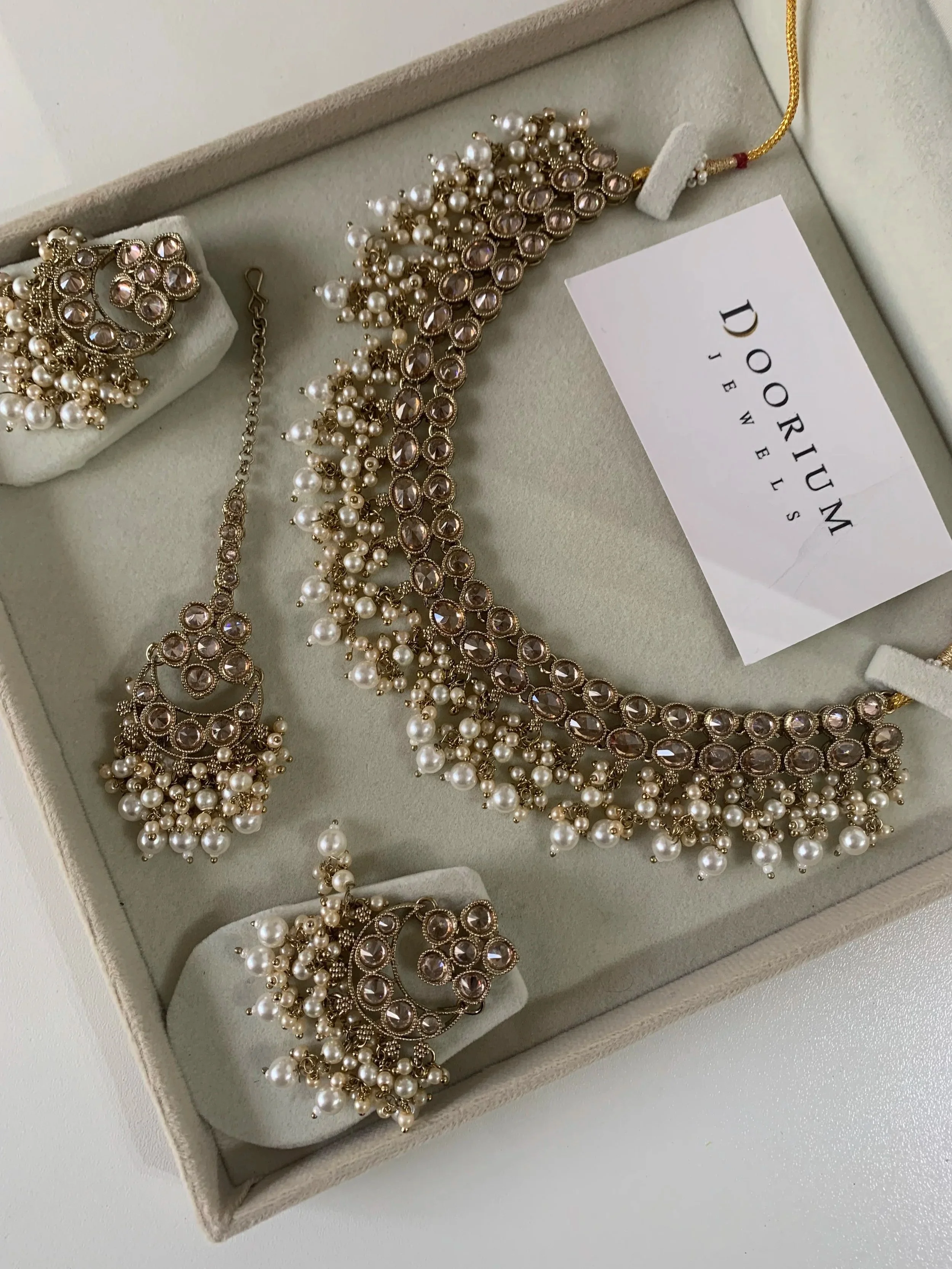 Gold stone flexible polki set