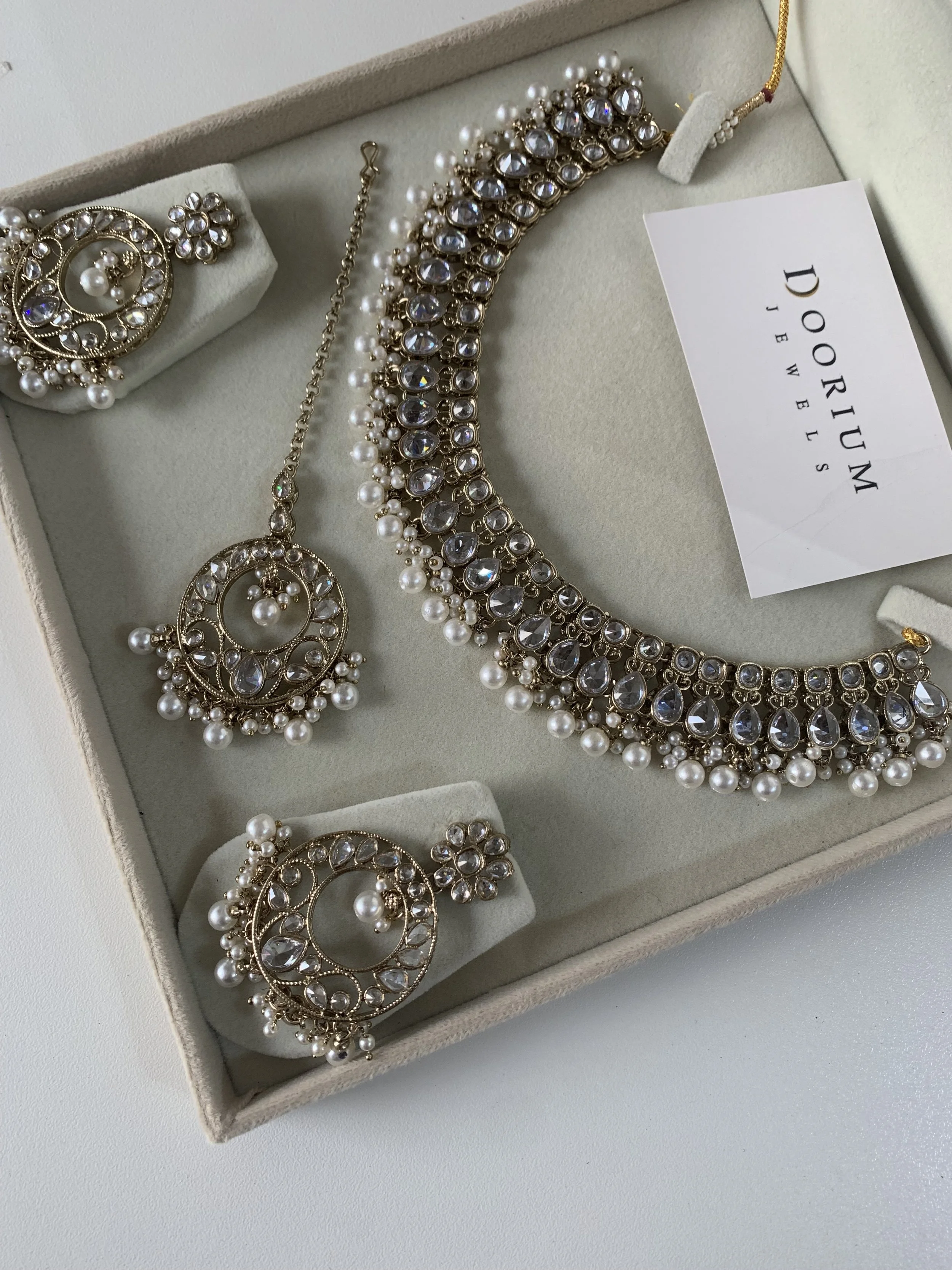 Silver stone flexible polki set