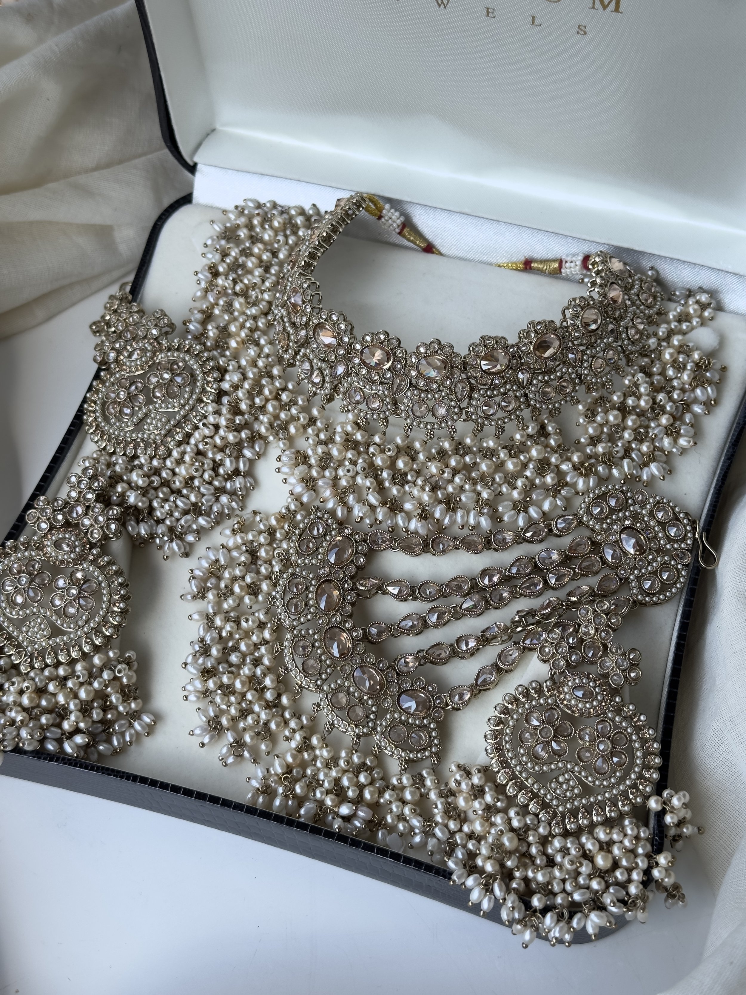 Polki Pearl necklace set