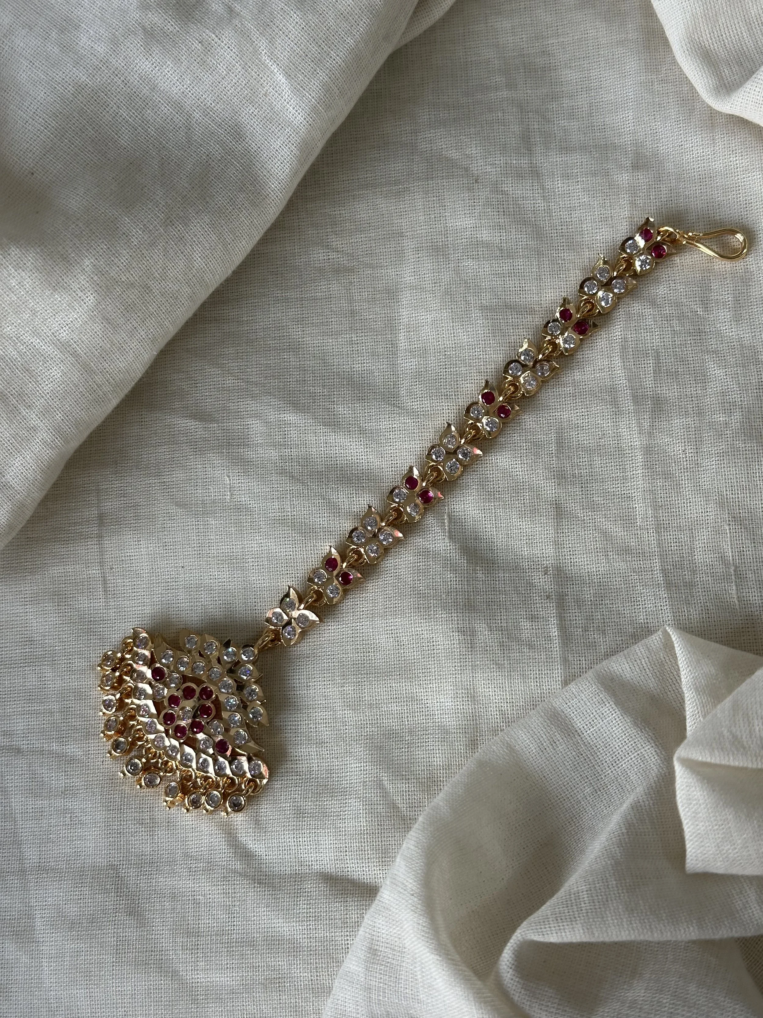 Thamizh gold plated ruby tikka