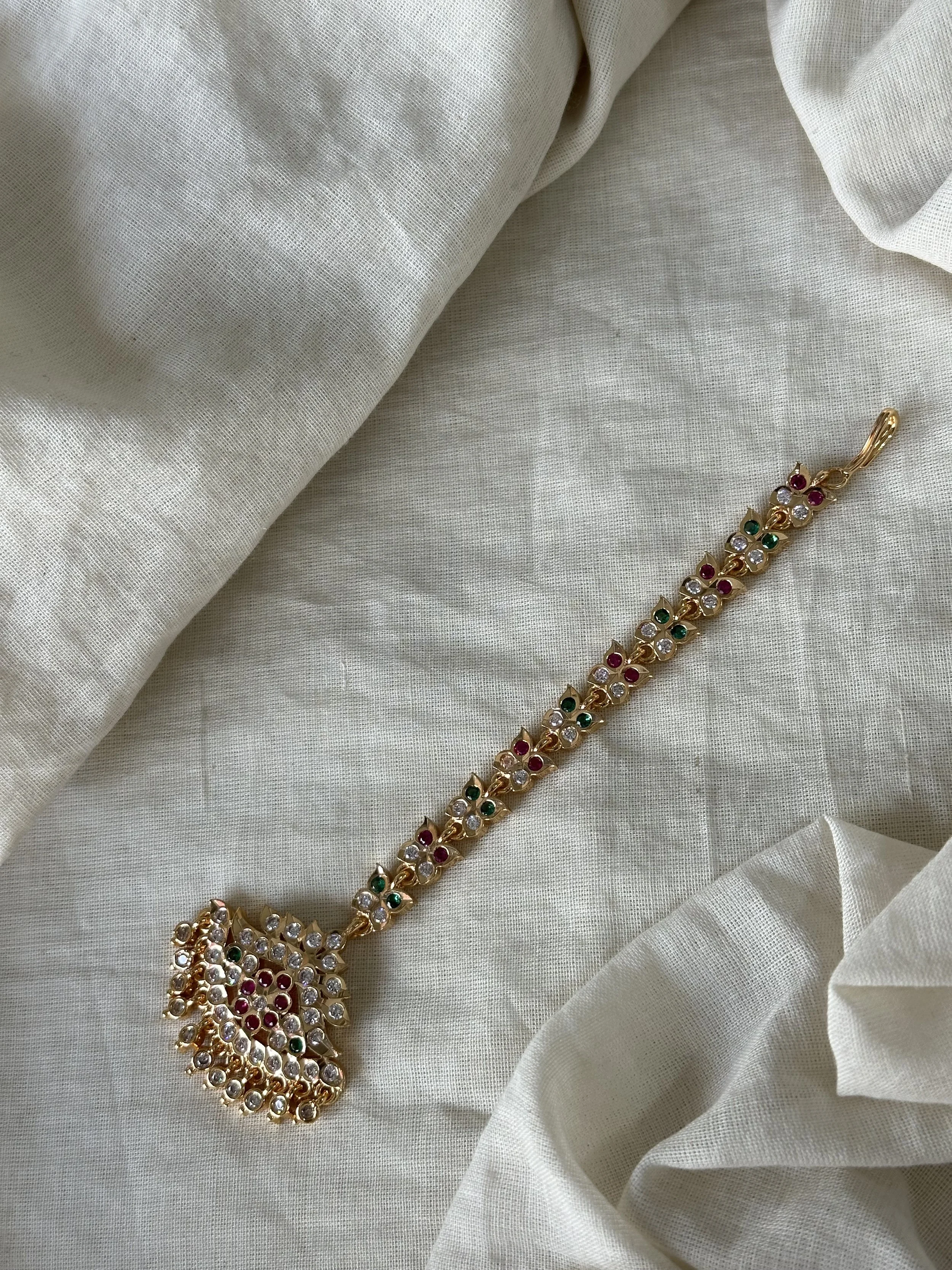 Thamizh gold plated multicolor tikka