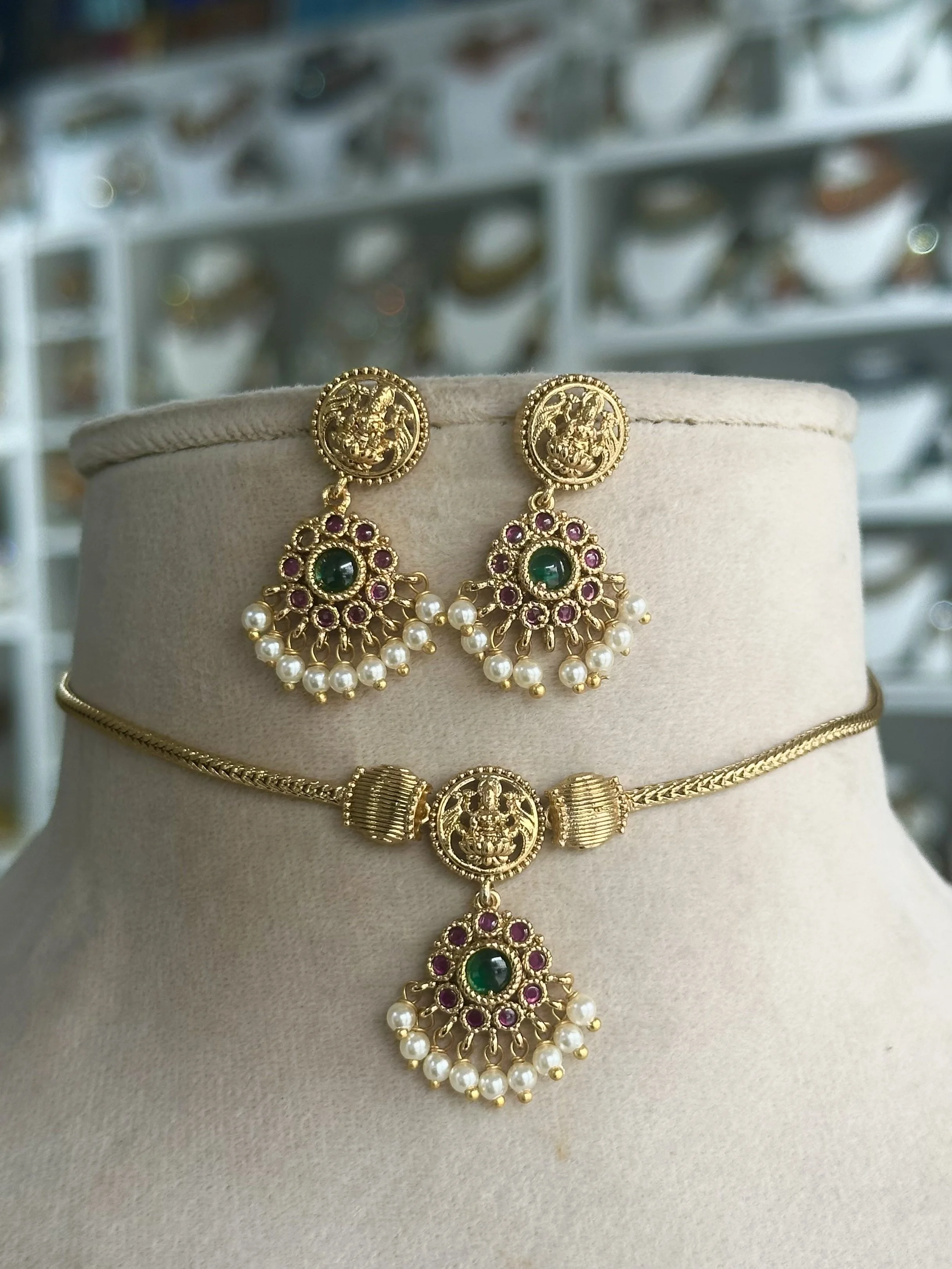 Arakku Laskhmi choker