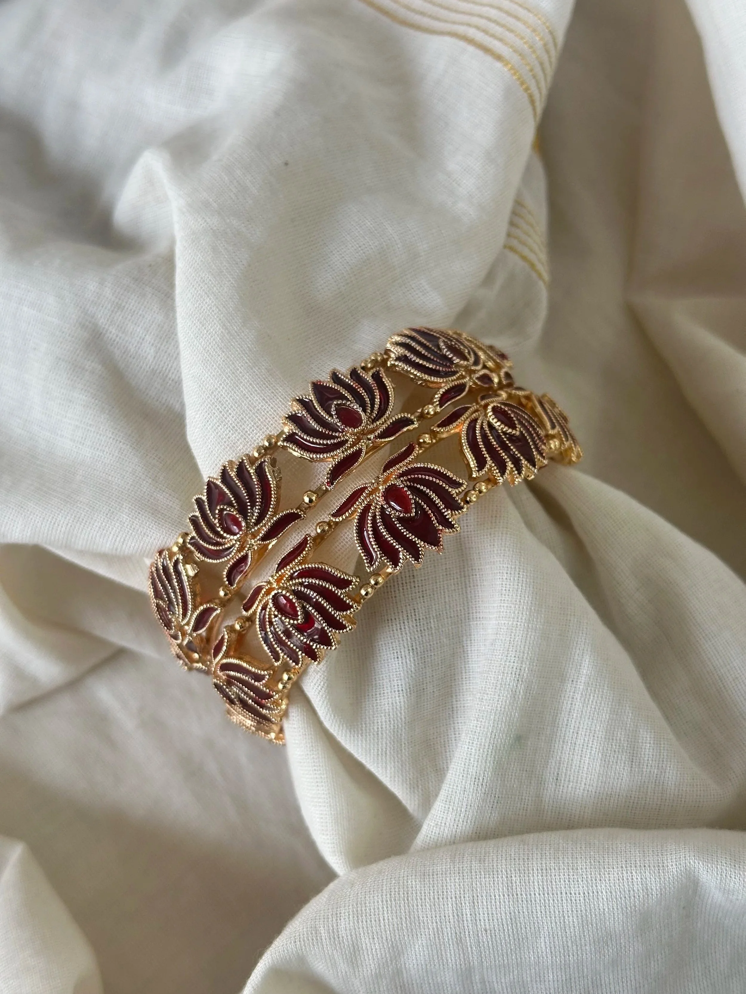 Maroon lotus bangle set