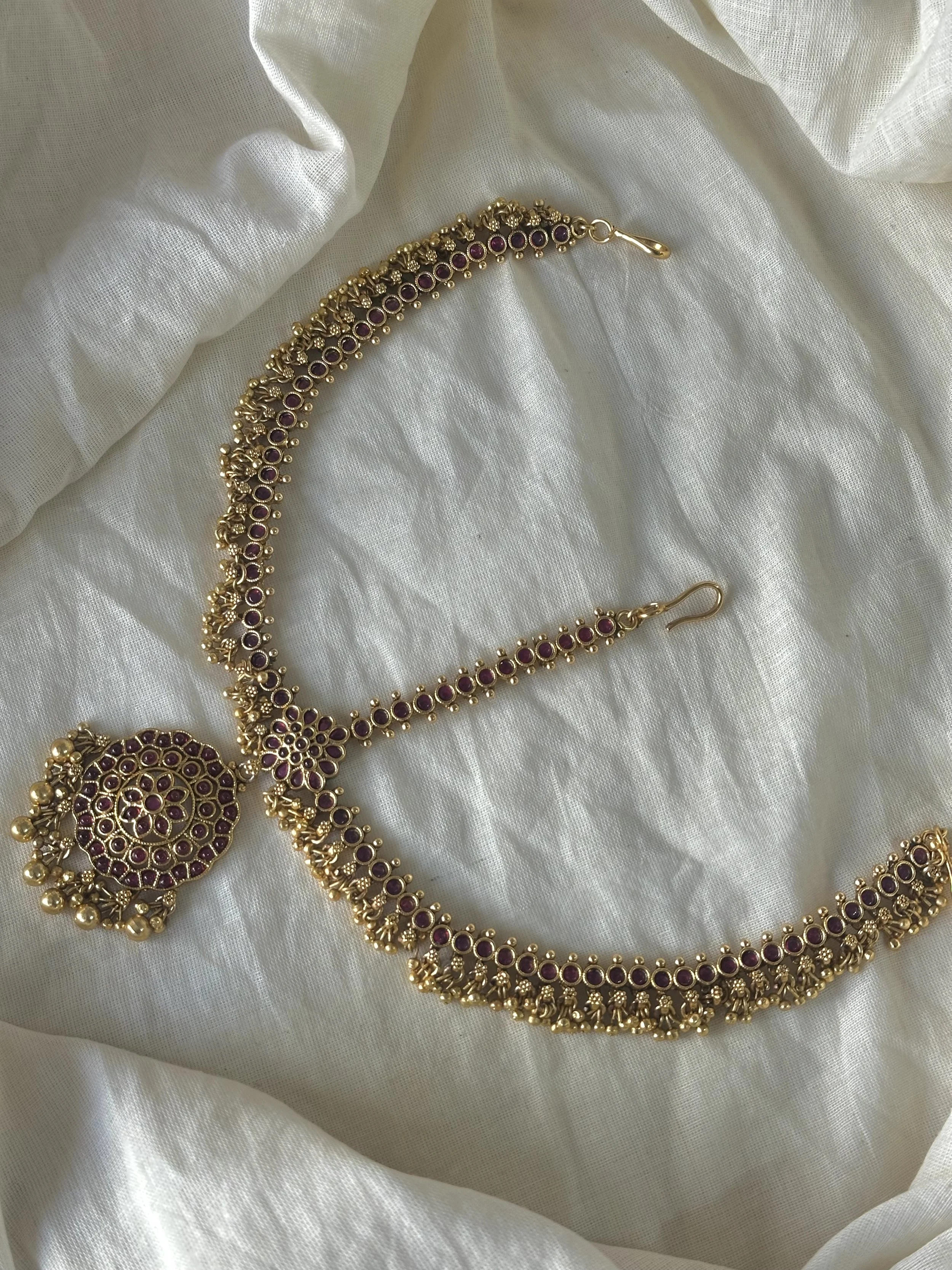 Ruby auntique maatal