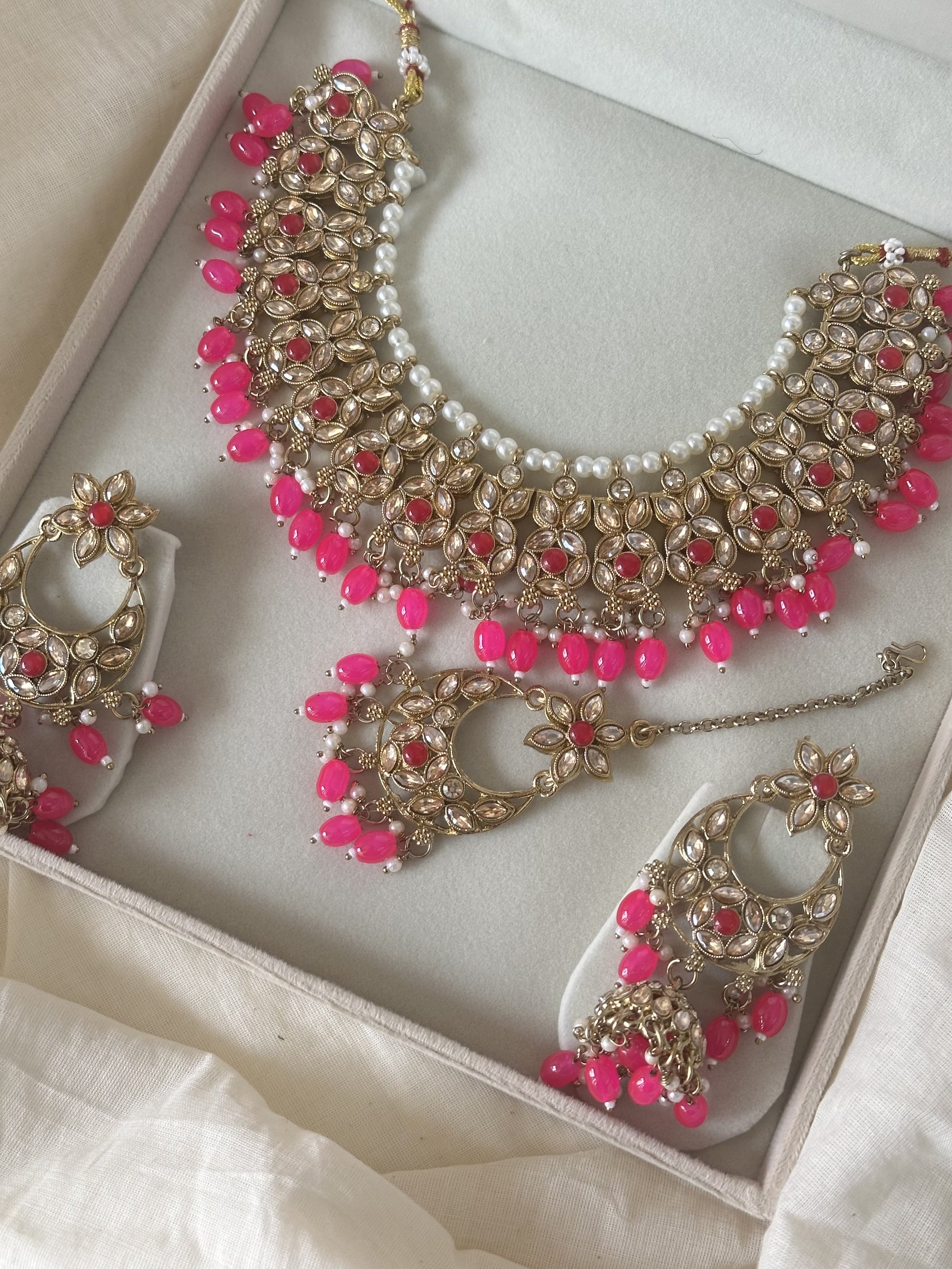 Hot pink necklace set