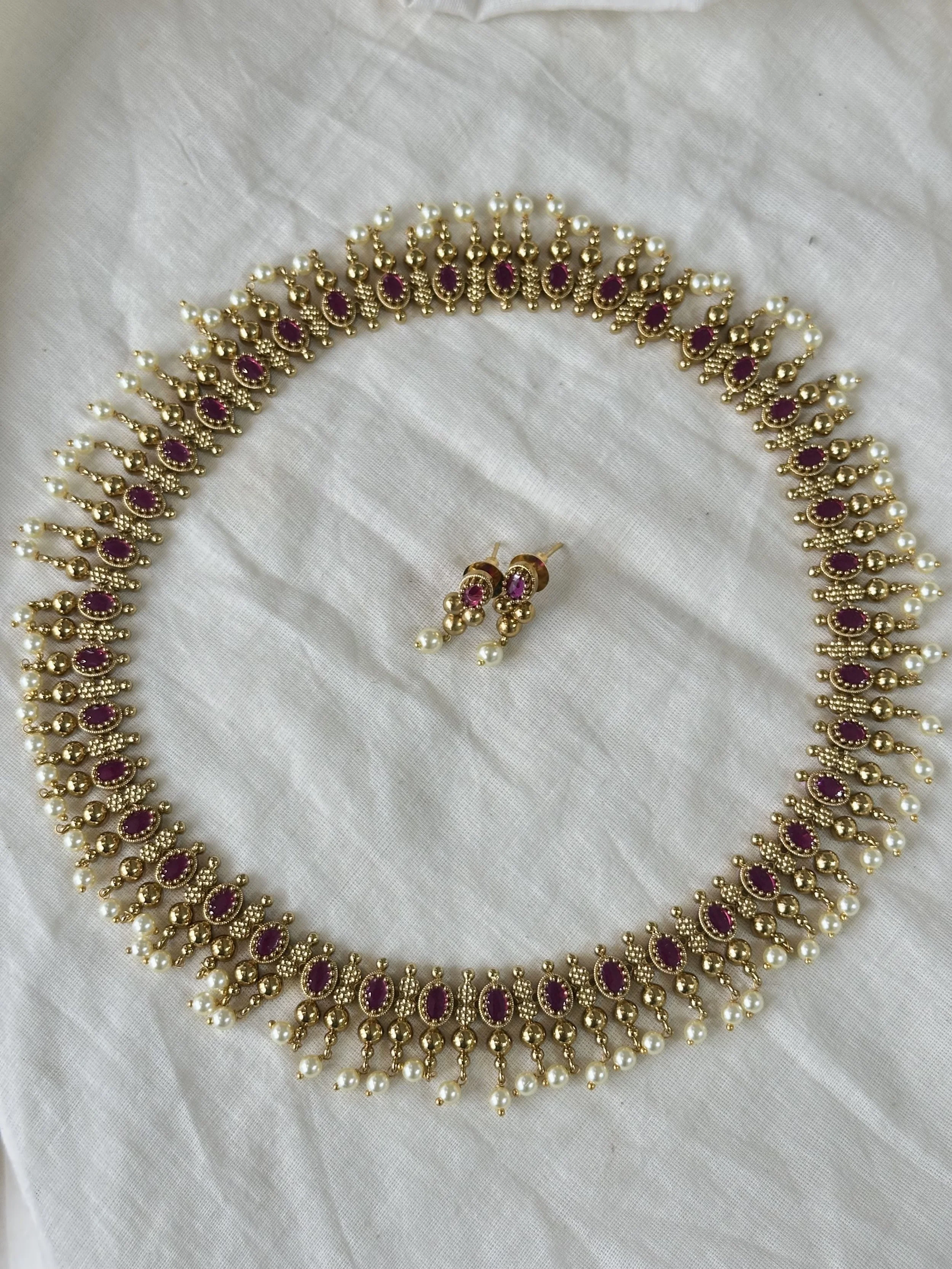Ruby stone set mala