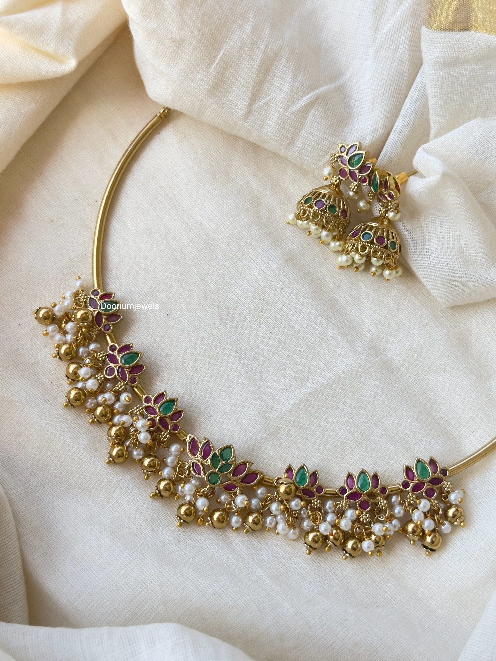 Lotus Hasli set