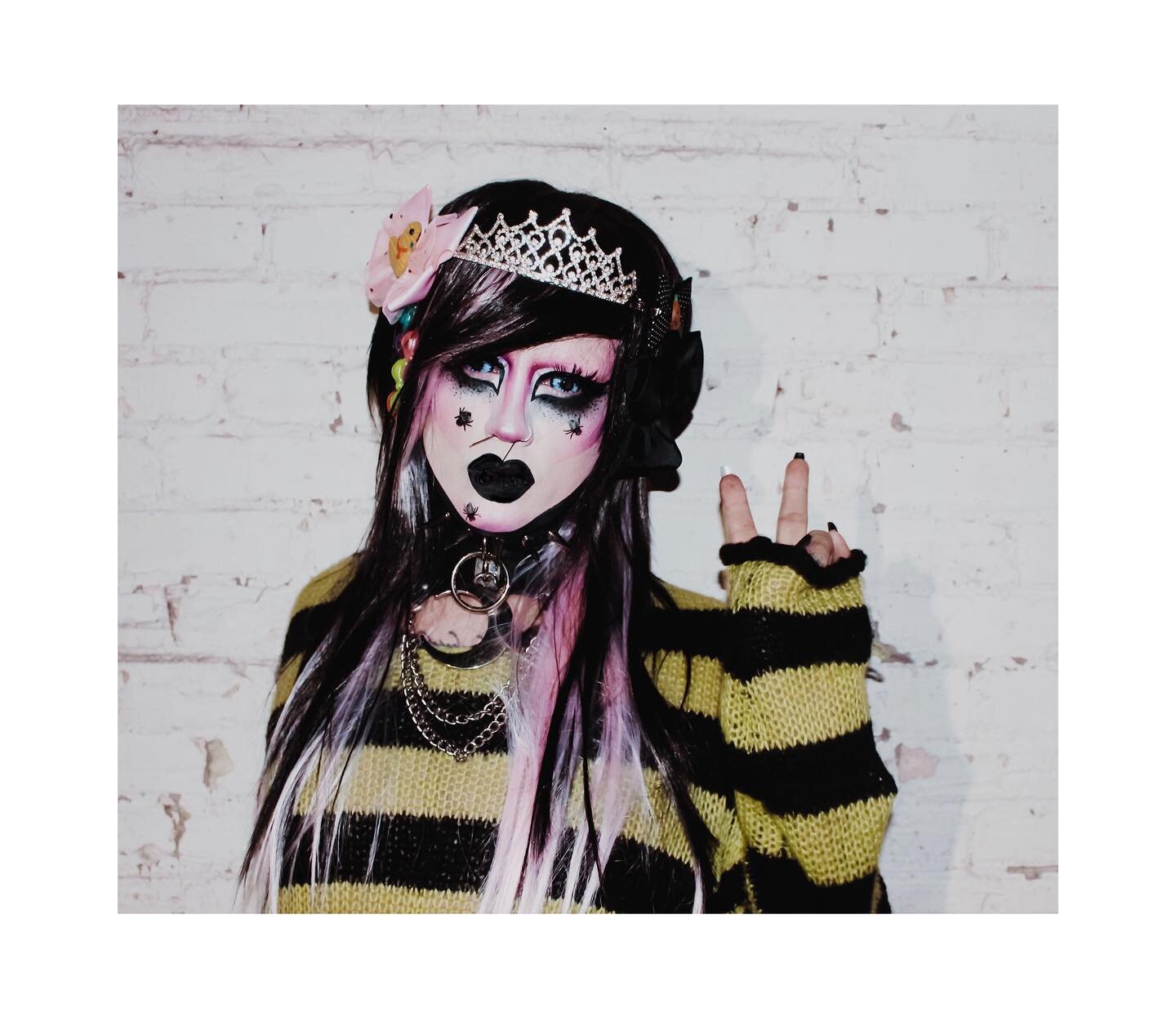 xXx🖤 R a W r 🖤xXx