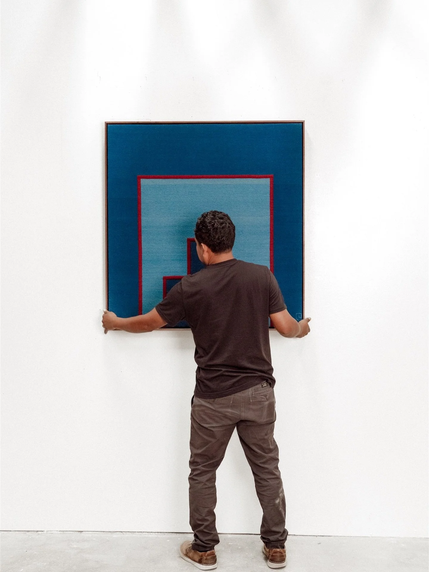 I love documenting artists and their work! I&rsquo;d like to remake my instagram so it looks like my @thefotoapp account (link in my bio). What do you think? 

I&rsquo;d also like to buy an old truck, we&rsquo;ll see which happens first.

Photo 1: @p