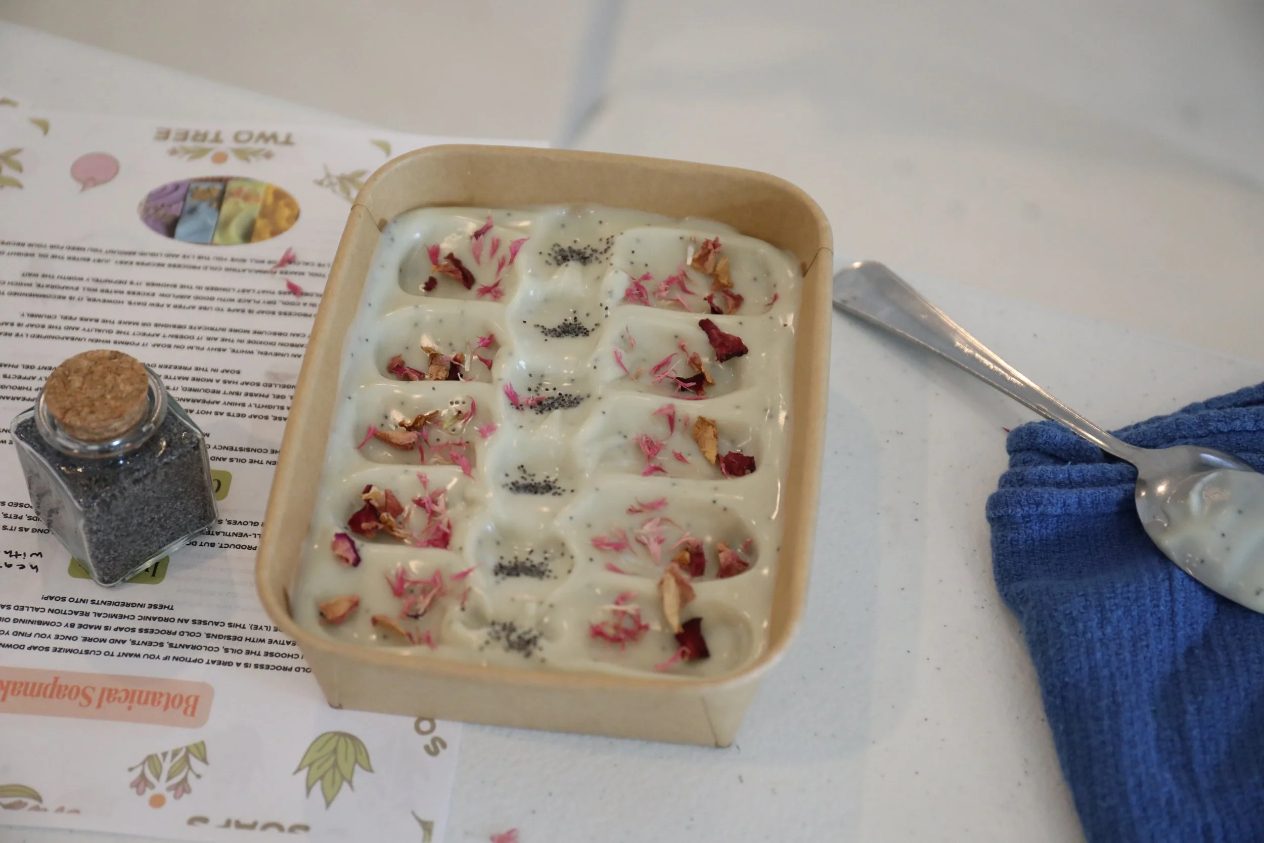 soapinmold1.JPG (Copy)