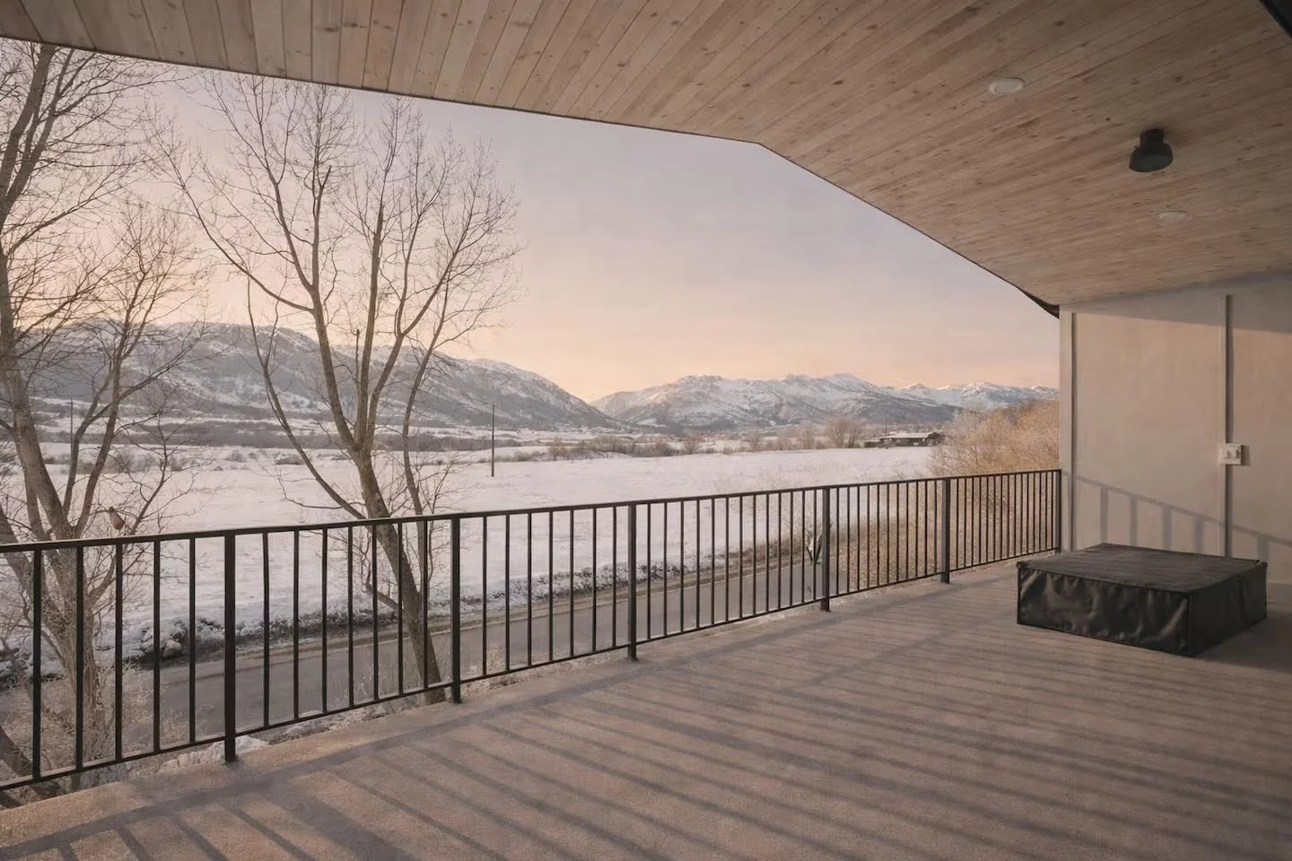 relaxing retreat venue in utah near lake.