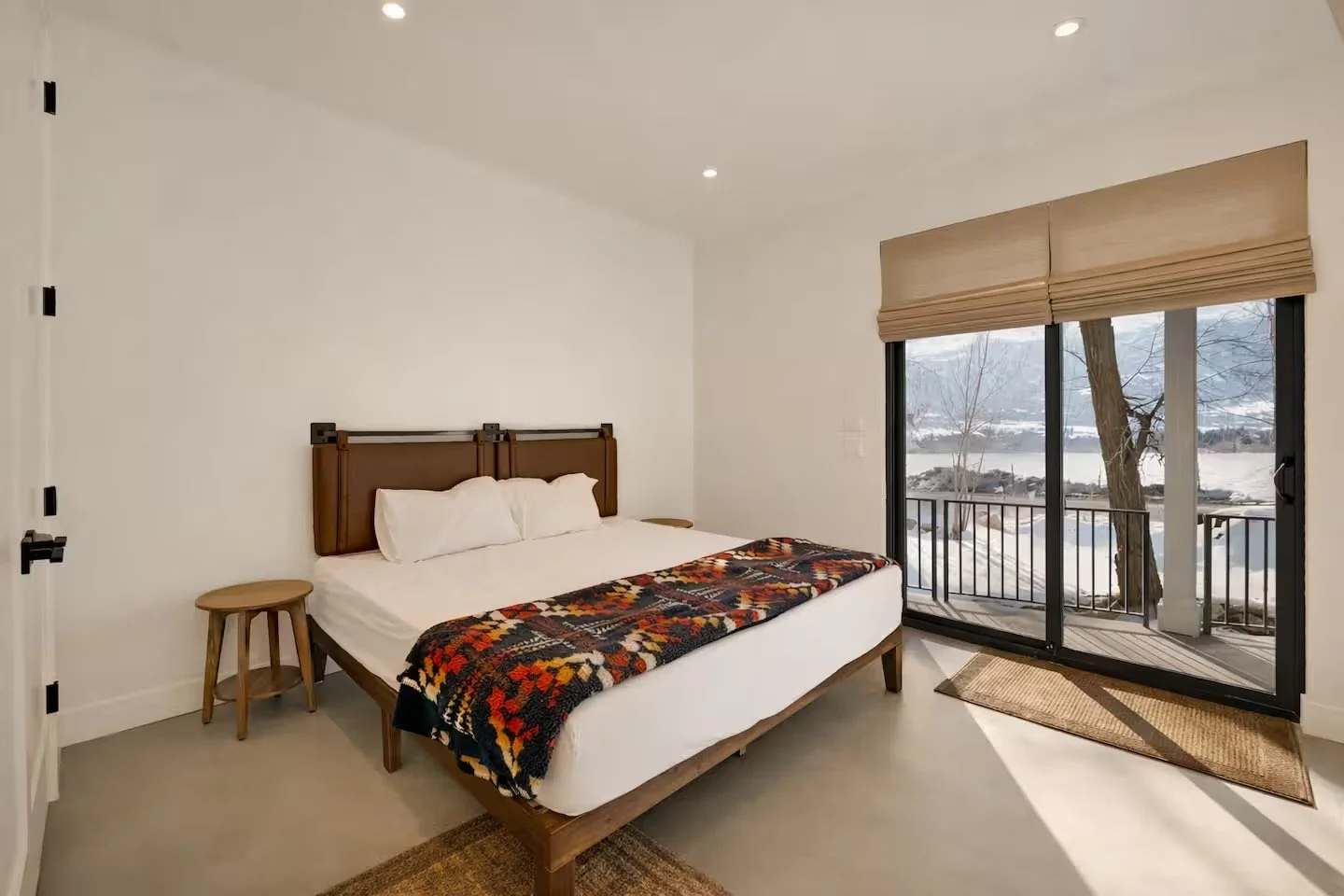 private room at a bereaved moms retreat in utah.