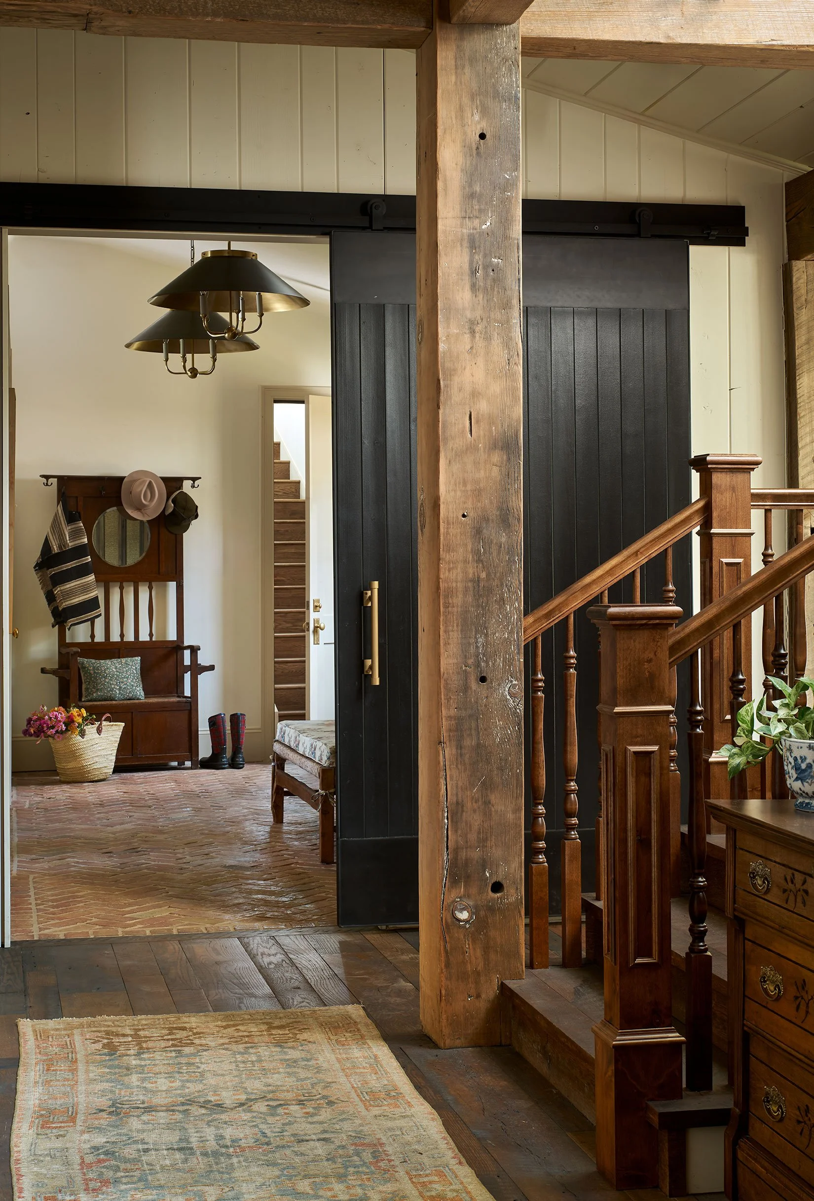 Vertical-Arts-MacGray-08-19-25-Stair-to-Mudroom-Web.jpg